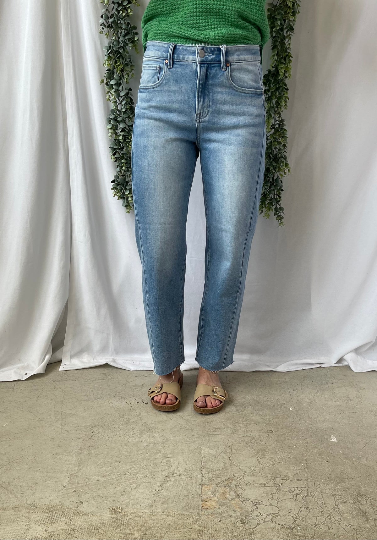 Risen Raw Slouchy Crop Barrel Jeans-Jeans-risen-The Silo Boutique, Women's Fashion Boutique Located in Warren and Grand Forks North Dakota