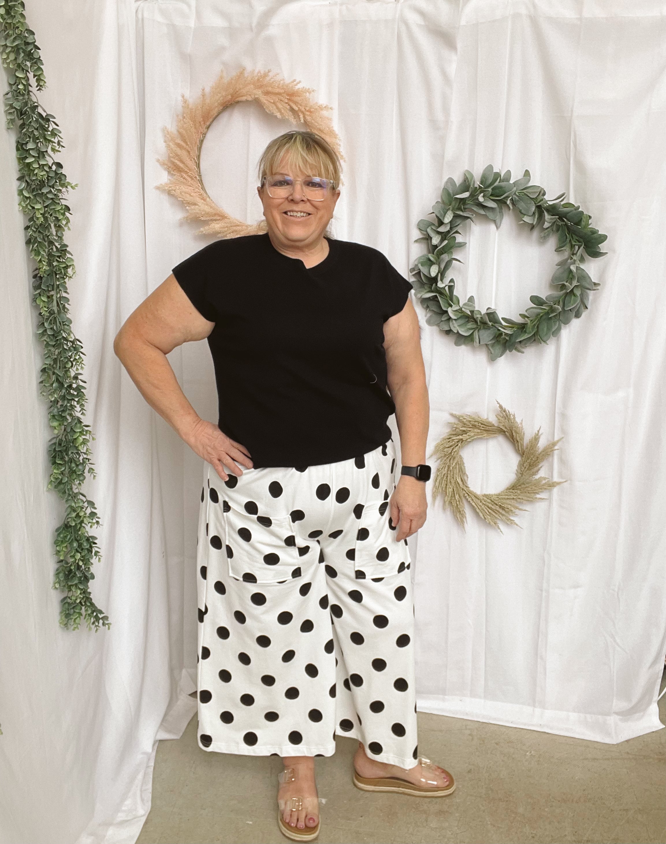 Everly Short Sleeve Lightweight Sweater-Black-Short Sleeve Tops-entro-The Silo Boutique, Women's Fashion Boutique Located in Warren and Grand Forks North Dakota