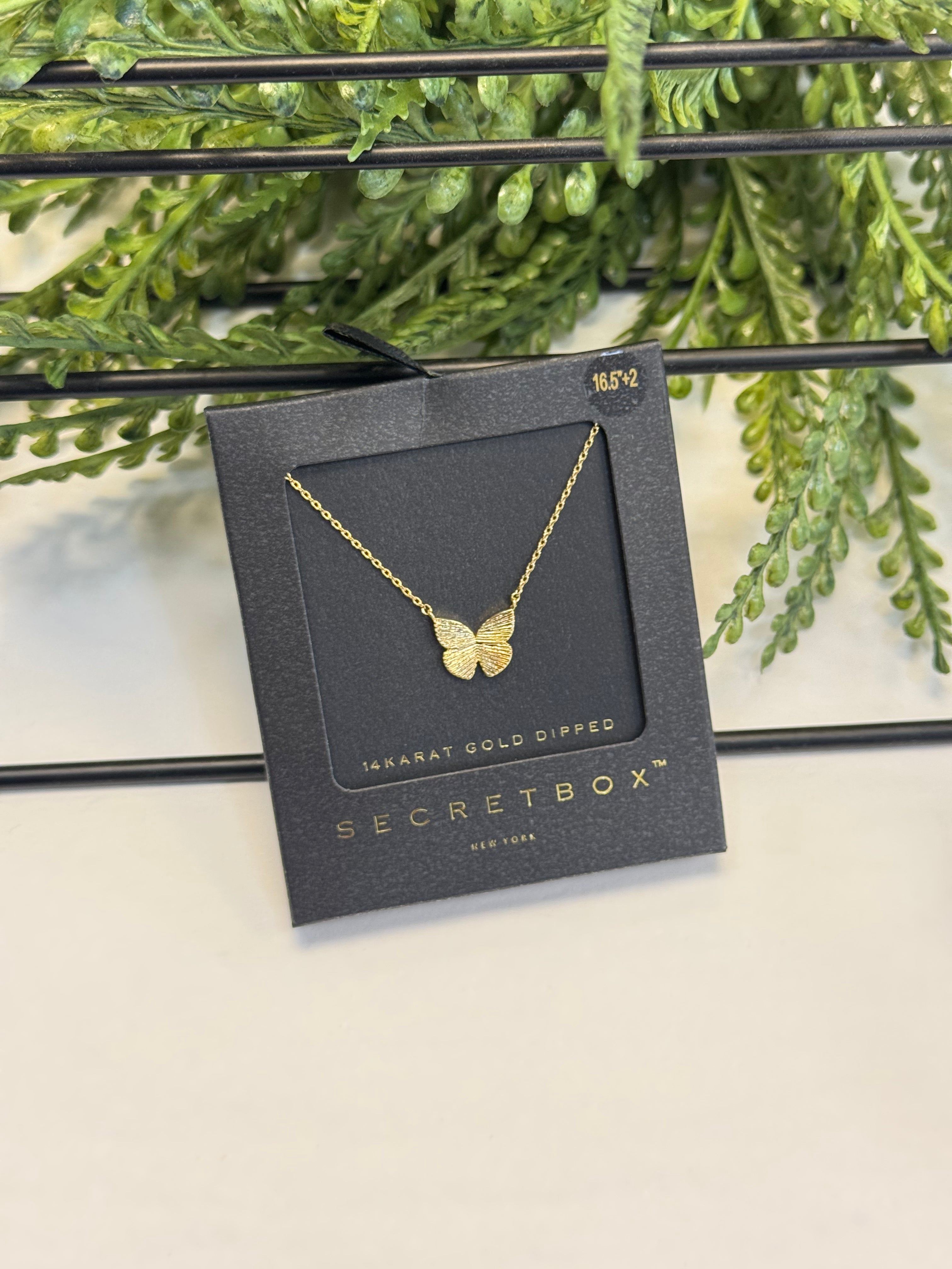 Butterfly Pendant Necklace-Gold-Necklaces-Fame-The Silo Boutique, Women's Fashion Boutique Located in Warren and Grand Forks North Dakota