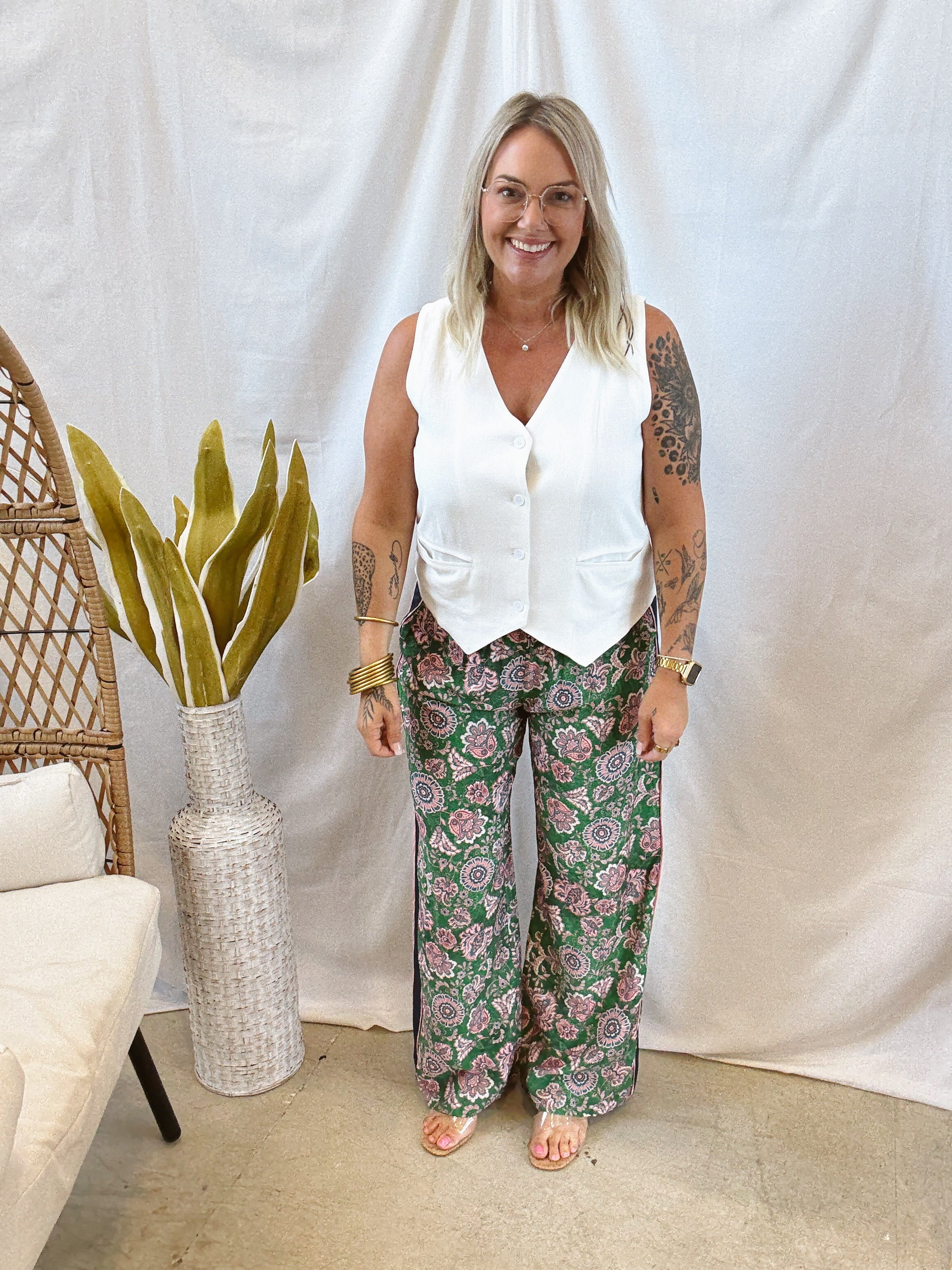 Green with Floral Pants-Pants-entro-The Silo Boutique, Women's Fashion Boutique Located in Warren and Grand Forks North Dakota