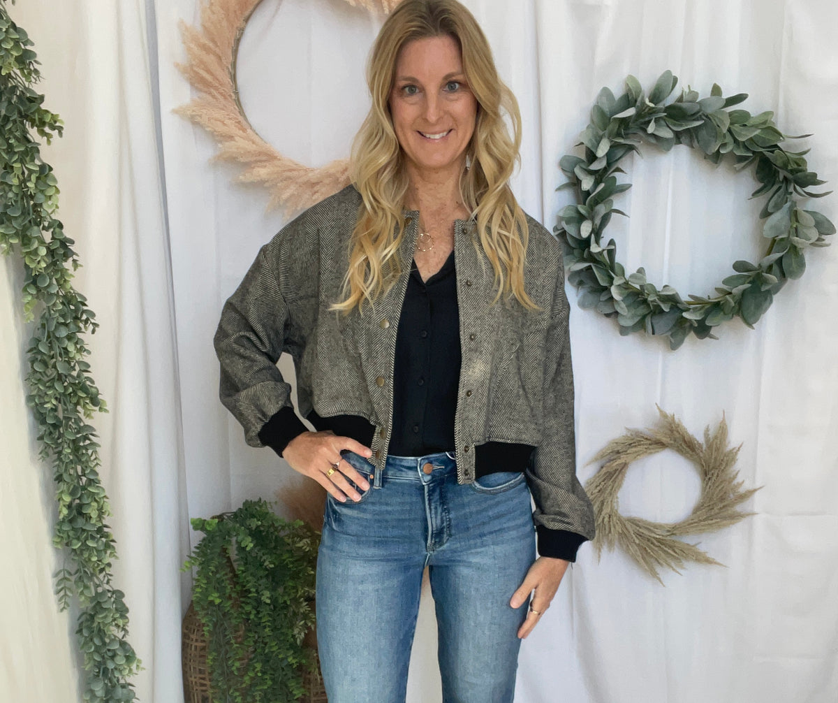 Risen Ava Medium Wash Straight Jeans-Jeans-risen-The Silo Boutique, Women's Fashion Boutique Located in Warren and Grand Forks North Dakota