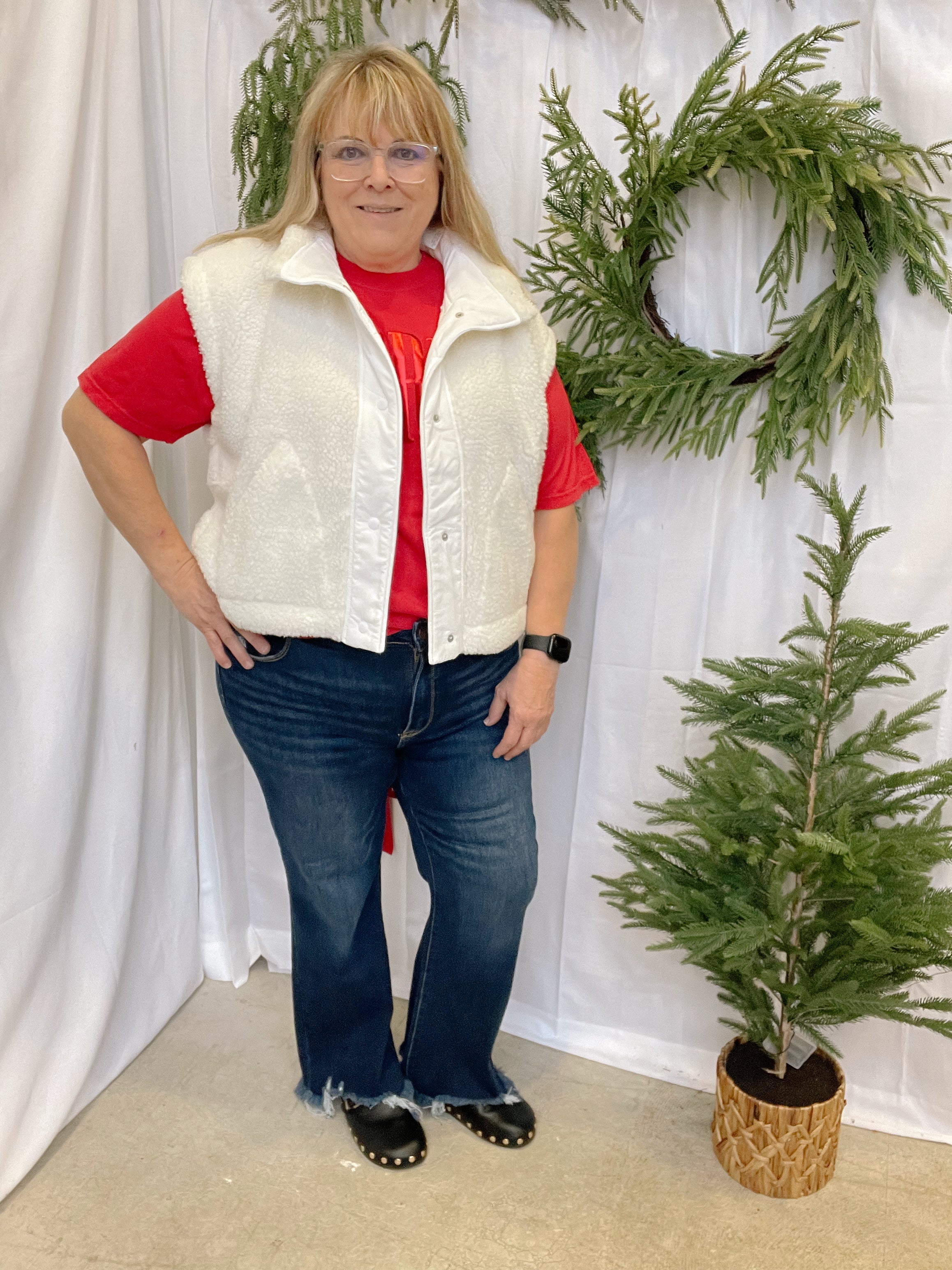 So Cozy Sherpa Vest-White-Vests-hyfve-The Silo Boutique, Women's Fashion Boutique Located in Warren and Grand Forks North Dakota