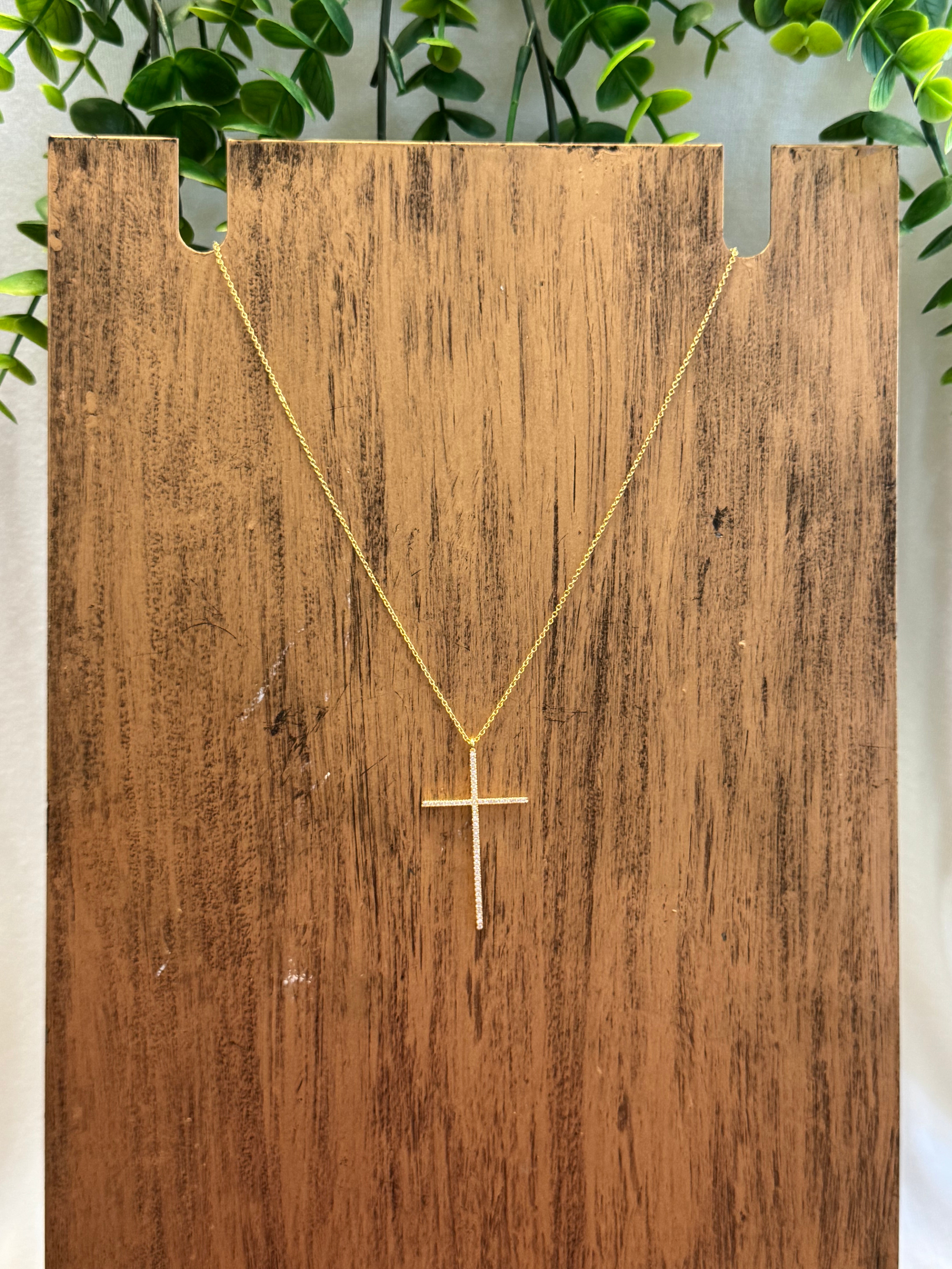 Annie Gold Cross Necklace-Necklaces-Dallas Market-The Silo Boutique, Women's Fashion Boutique Located in Warren and Grand Forks North Dakota