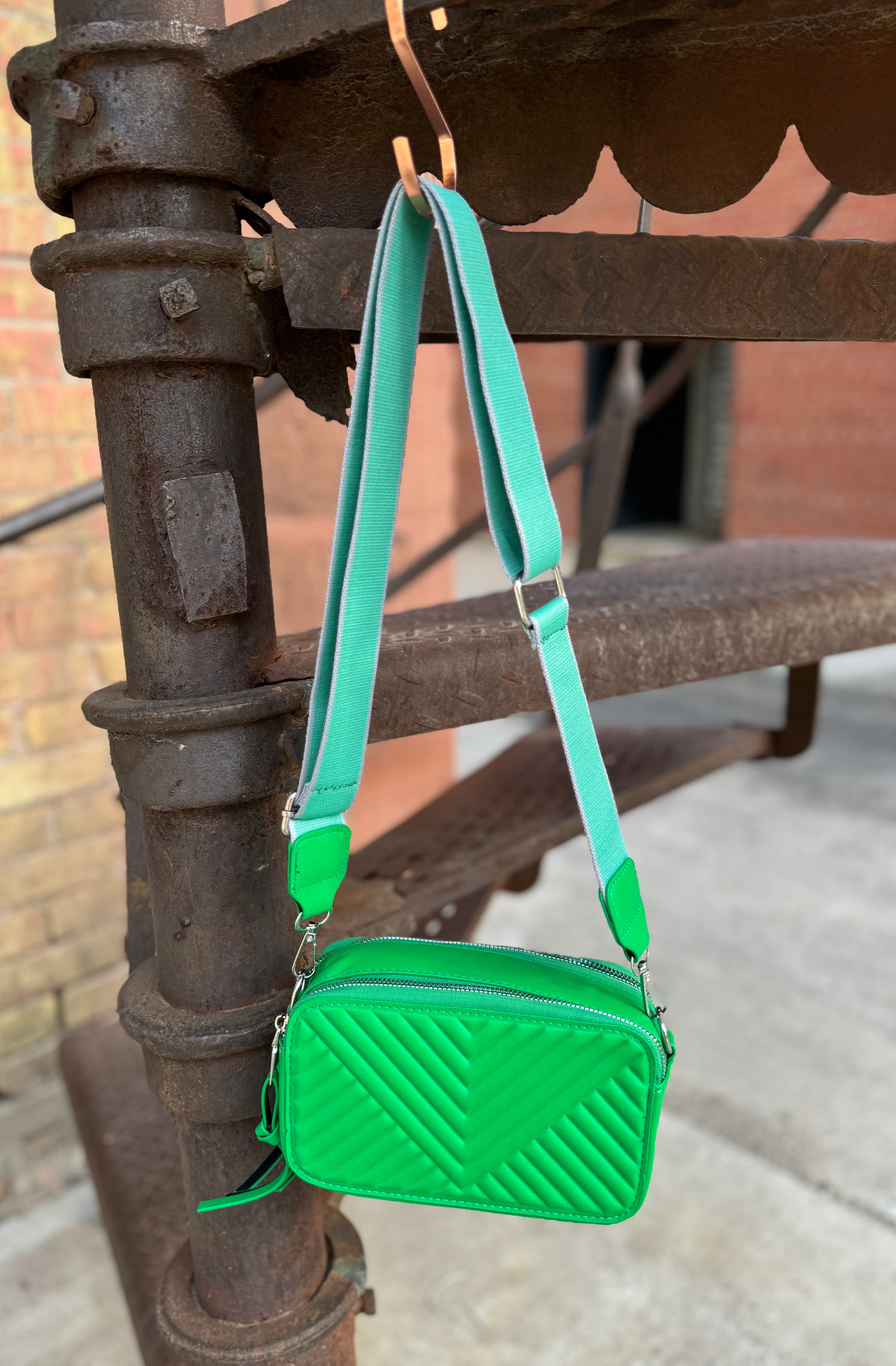 In The City Crossbody Purse-Crossbody Purses-city-The Silo Boutique, Women's Fashion Boutique Located in Warren and Grand Forks North Dakota