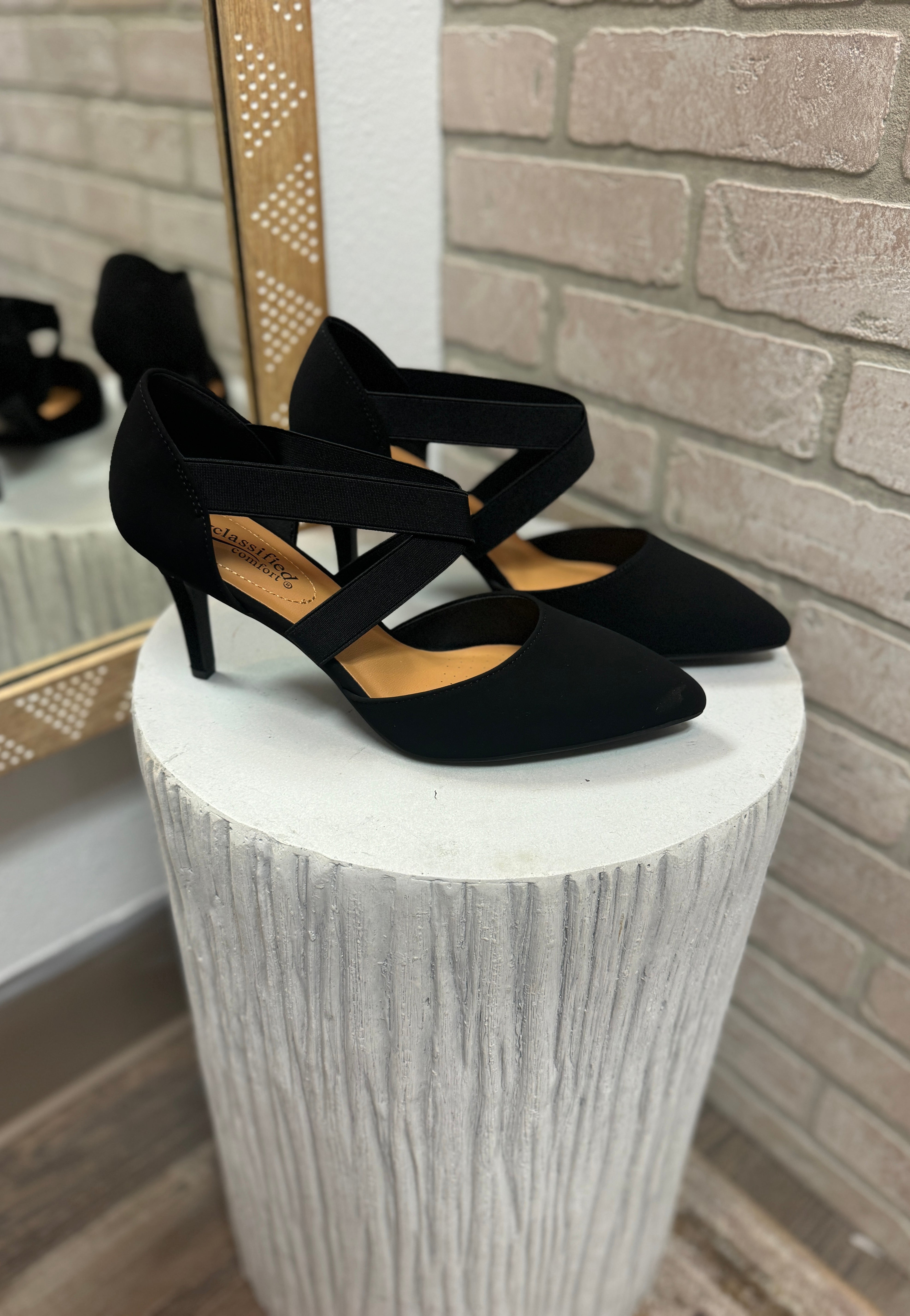 Soda Neal Black Heel Shoe-Heels-soda-The Silo Boutique, Women's Fashion Boutique Located in Warren and Grand Forks North Dakota