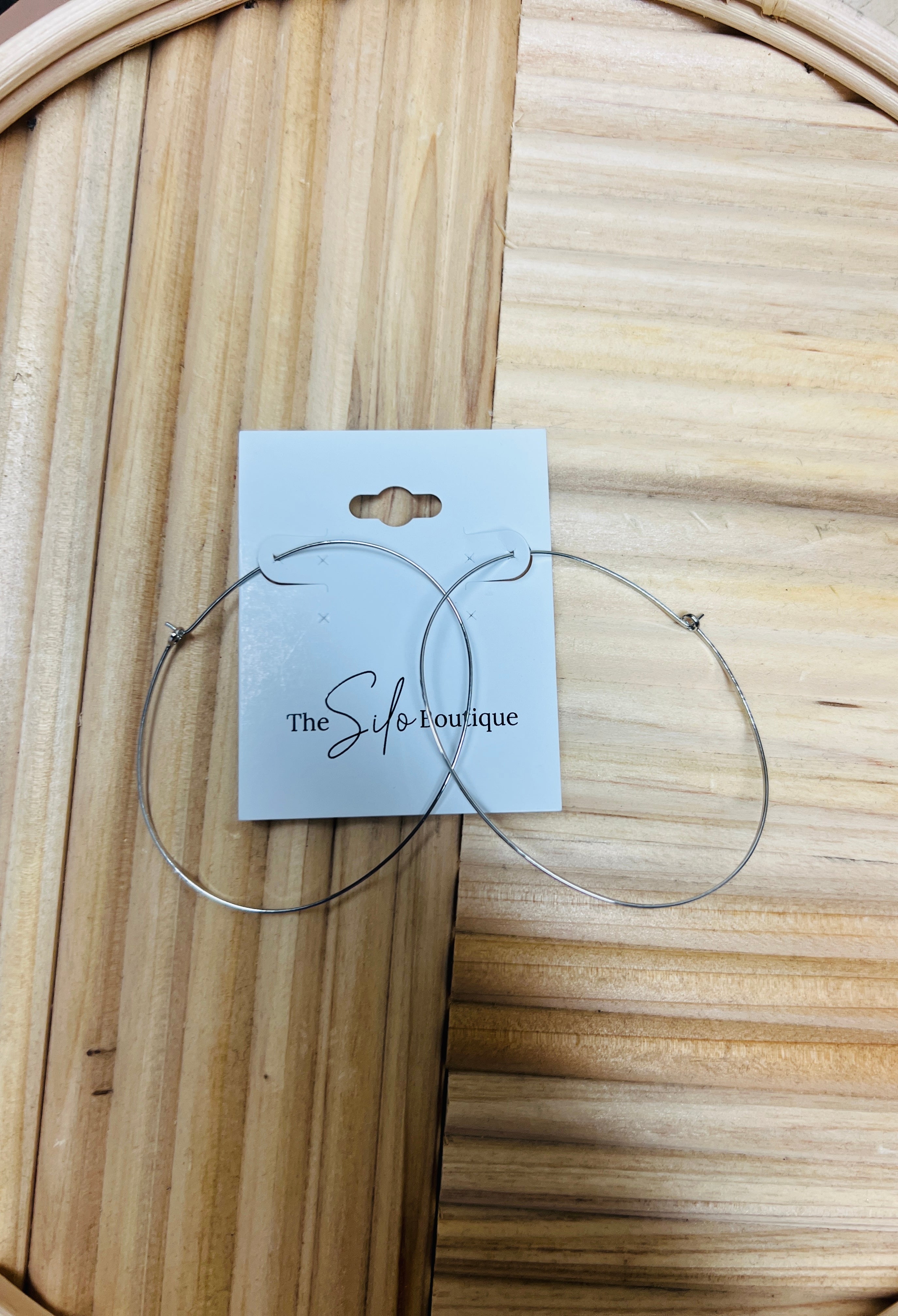 Thin Wire Hoop Earrings-Earrings-Fame-The Silo Boutique, Women's Fashion Boutique Located in Warren and Grand Forks North Dakota