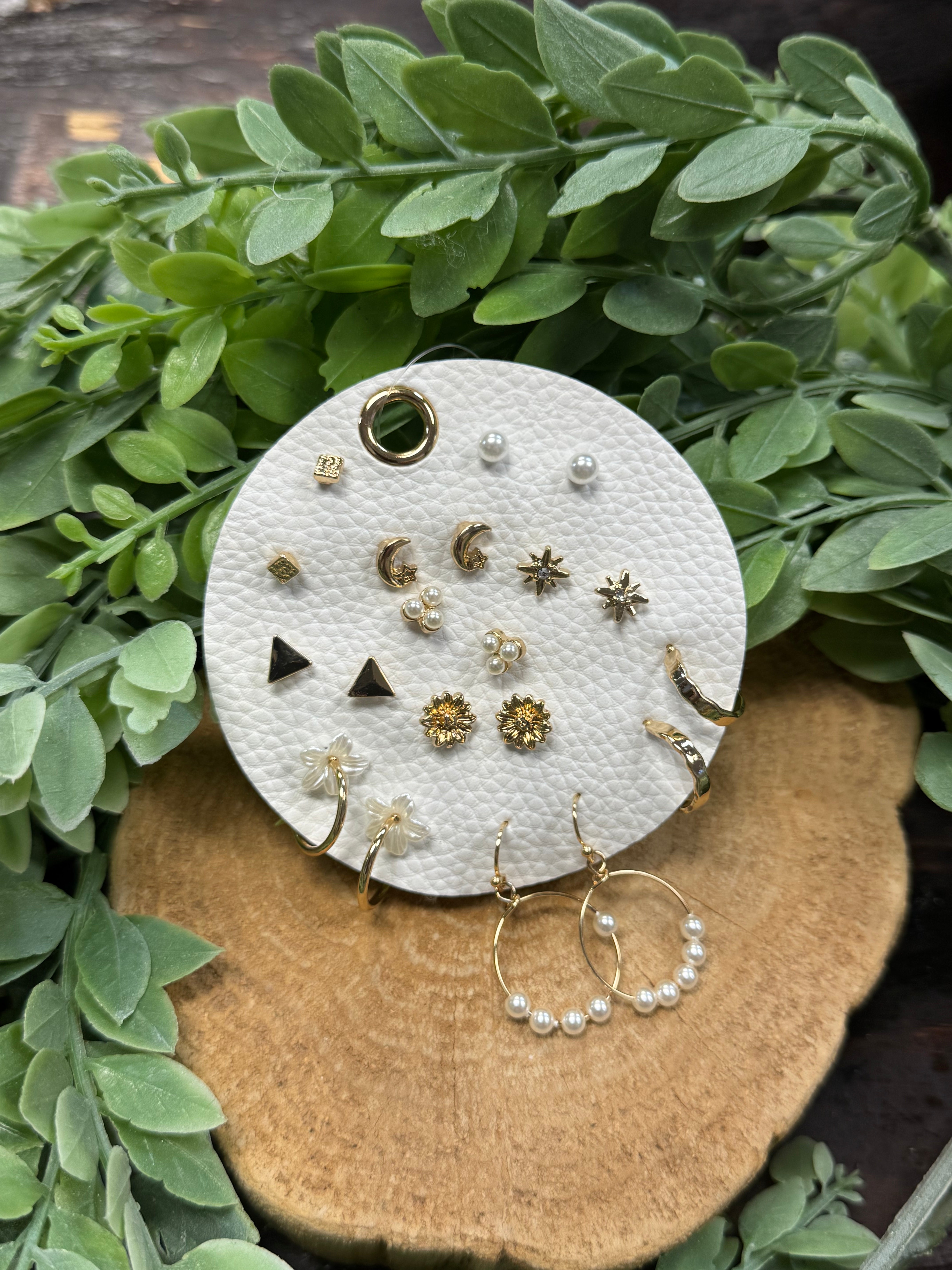 Mix Pearl Flower Earring Set-Earrings-fame-The Silo Boutique, Women's Fashion Boutique Located in Warren and Grand Forks North Dakota