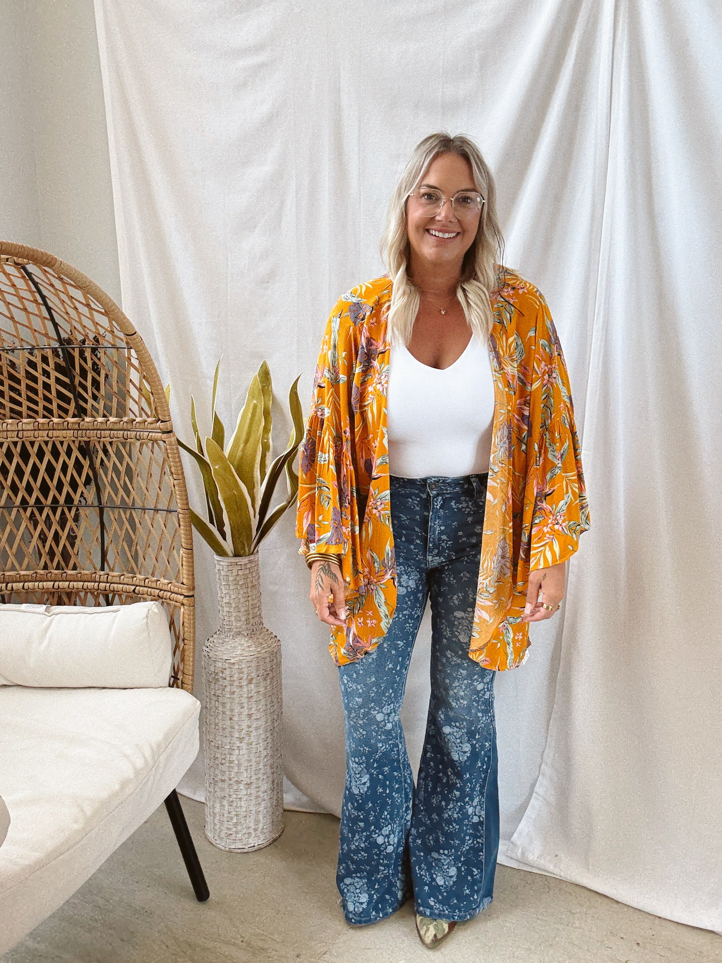 Mustard Floral Kimono-Kimonos-Leto-The Silo Boutique, Women's Fashion Boutique Located in Warren and Grand Forks North Dakota