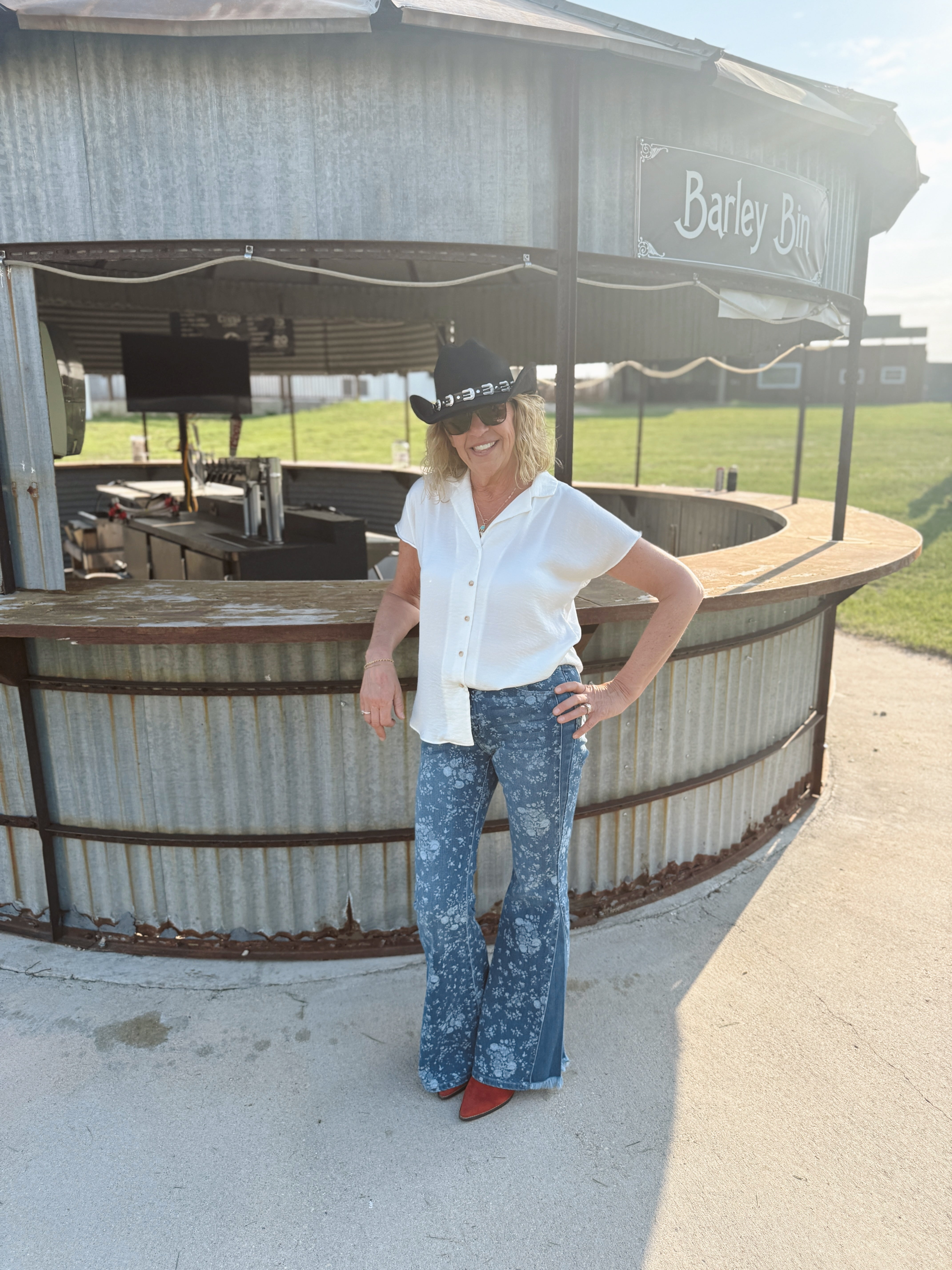 Kancan Floral Flare Jeans-Final Sale-Jeans-Kancan-The Silo Boutique, Women's Fashion Boutique Located in Warren and Grand Forks North Dakota