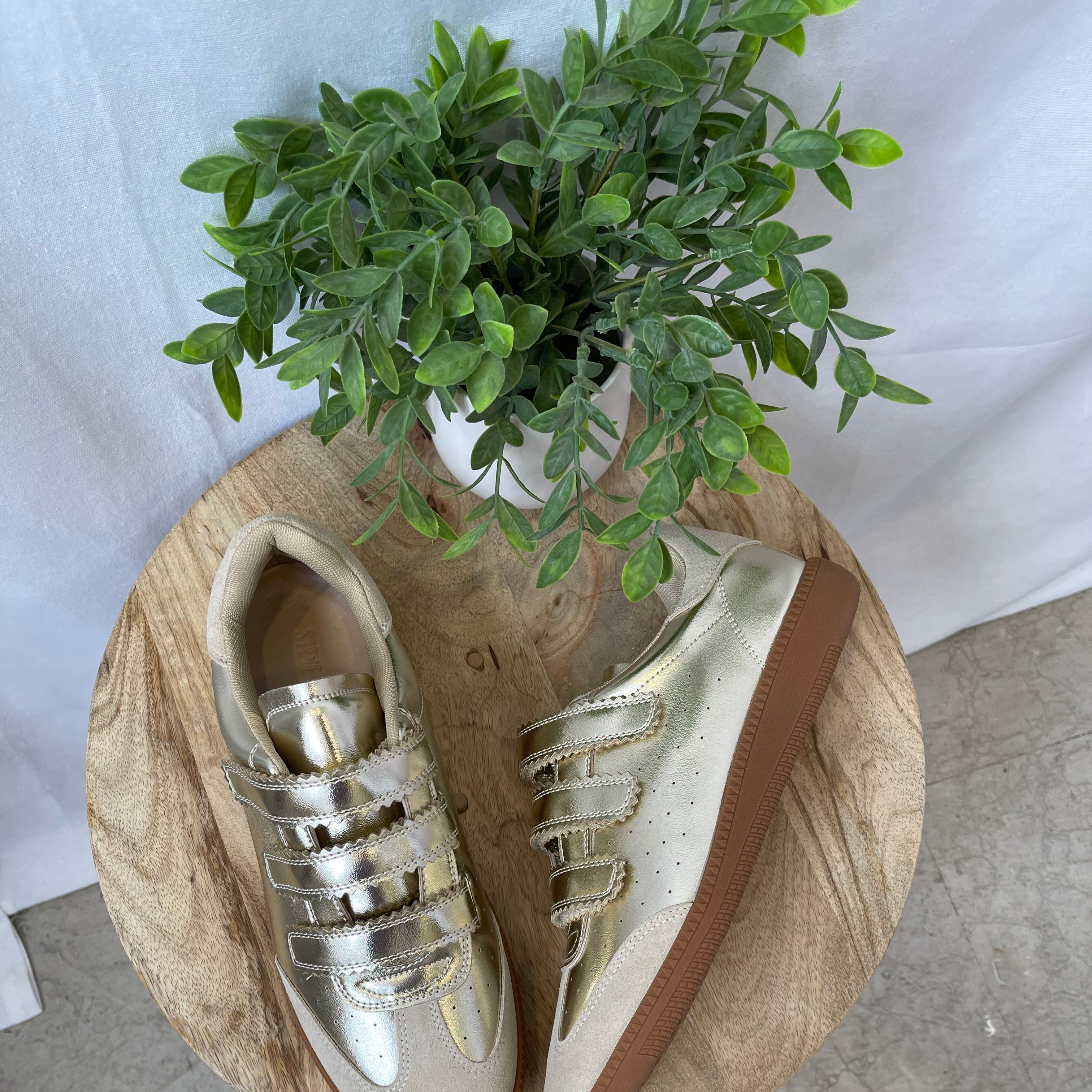 Steve Madden Momentum Gold Sneaker-Sneakers-steve madden-The Silo Boutique, Women's Fashion Boutique Located in Warren and Grand Forks North Dakota