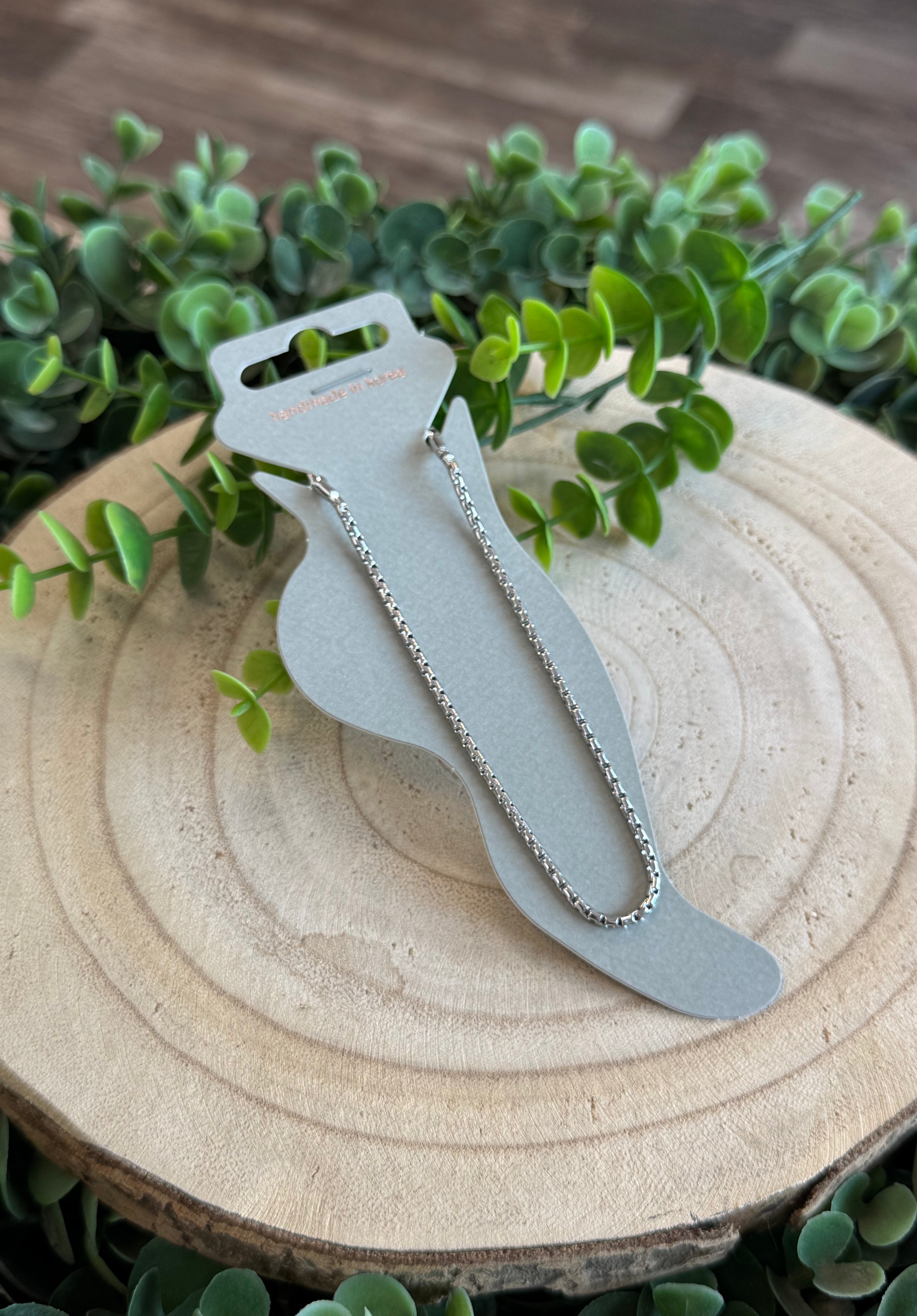 Box Chain Ankle Bracelet-Ankle Bracelets-Fame-The Silo Boutique, Women's Fashion Boutique Located in Warren and Grand Forks North Dakota