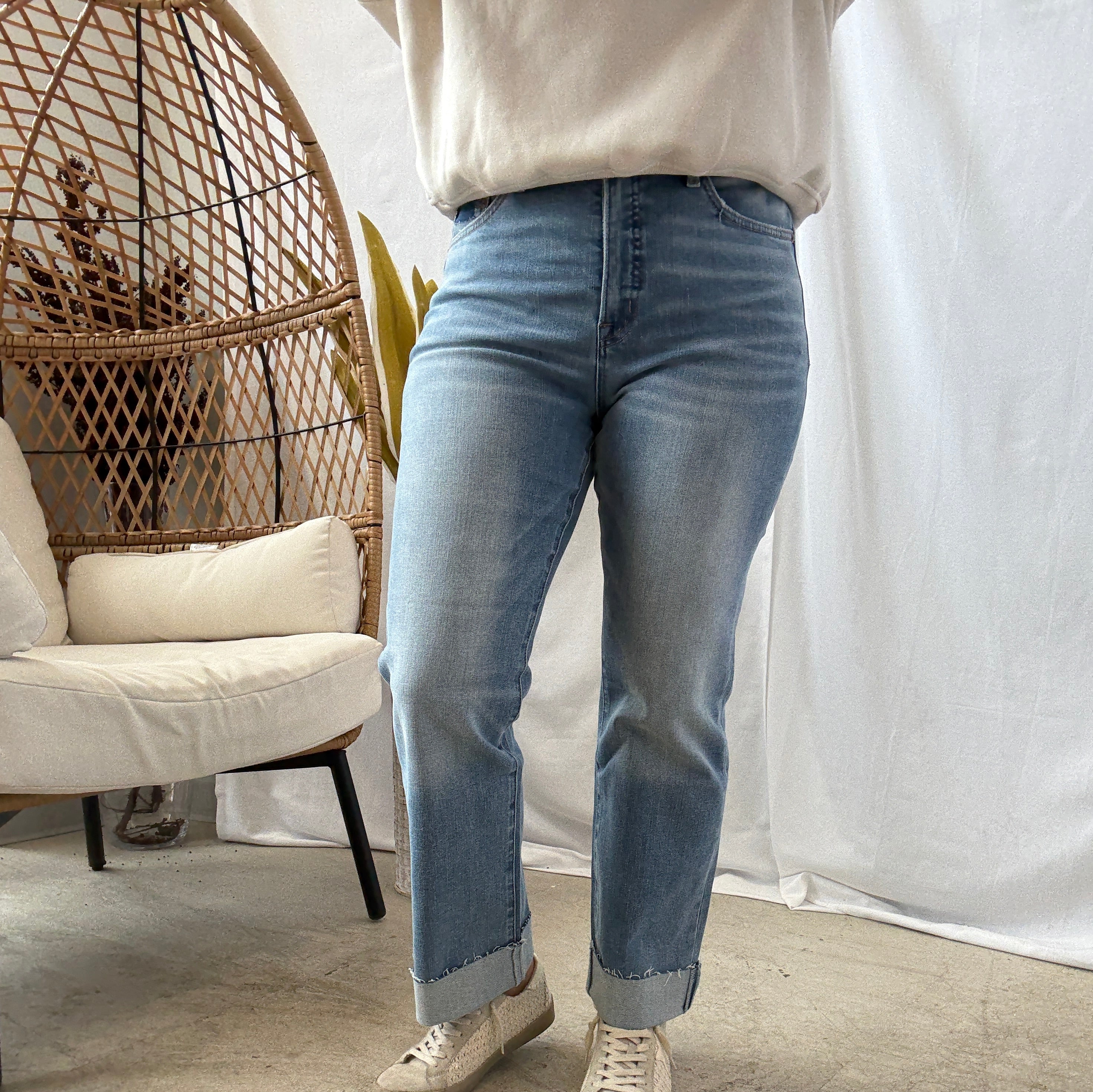 Mica Queen Bee Jeans-Final Sale-Jeans-mica-The Silo Boutique, Women's Fashion Boutique Located in Warren and Grand Forks North Dakota