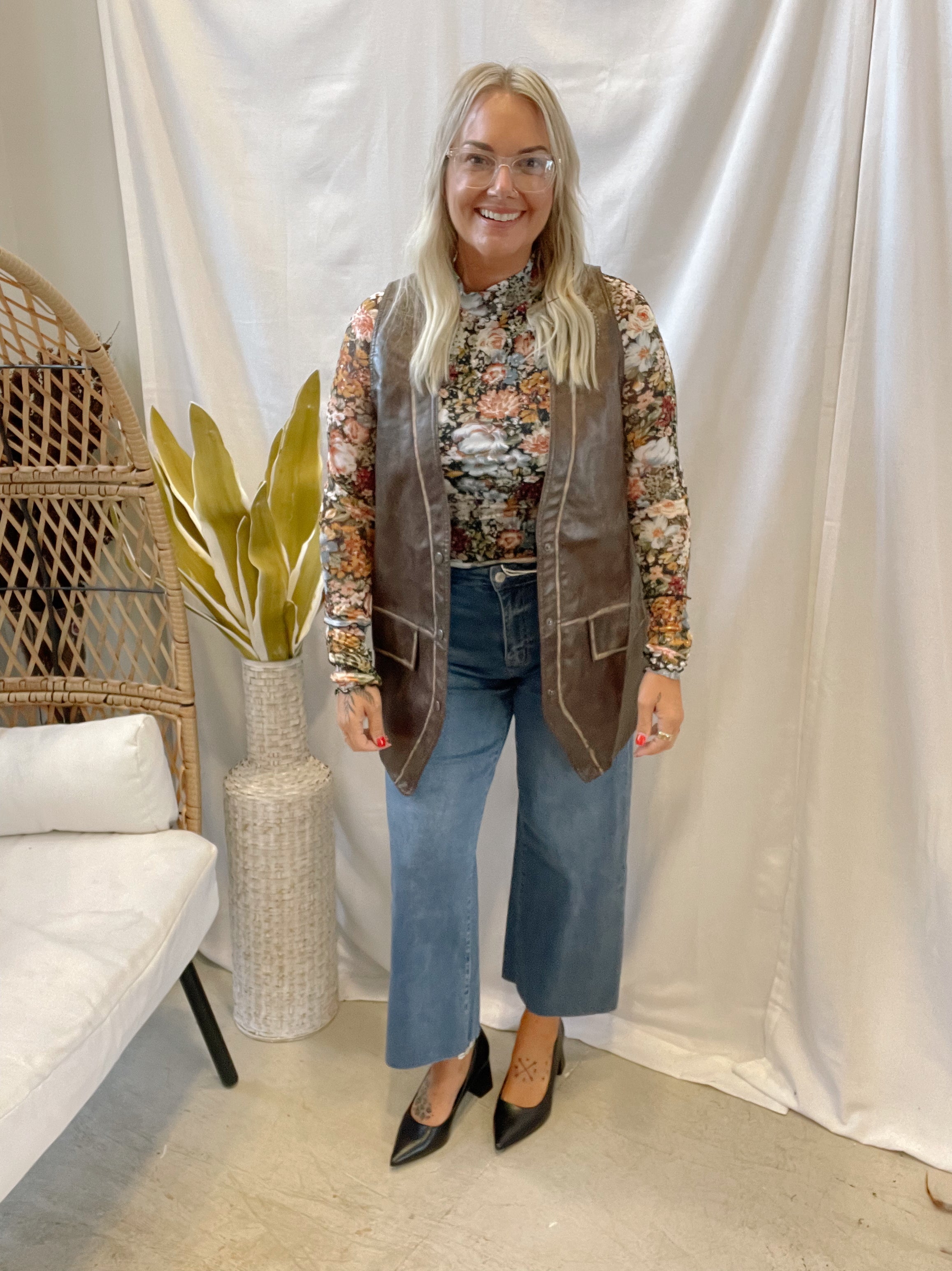 Leather Long Snap Vest-Espresso-Vests-promesa-The Silo Boutique, Women's Fashion Boutique Located in Warren and Grand Forks North Dakota