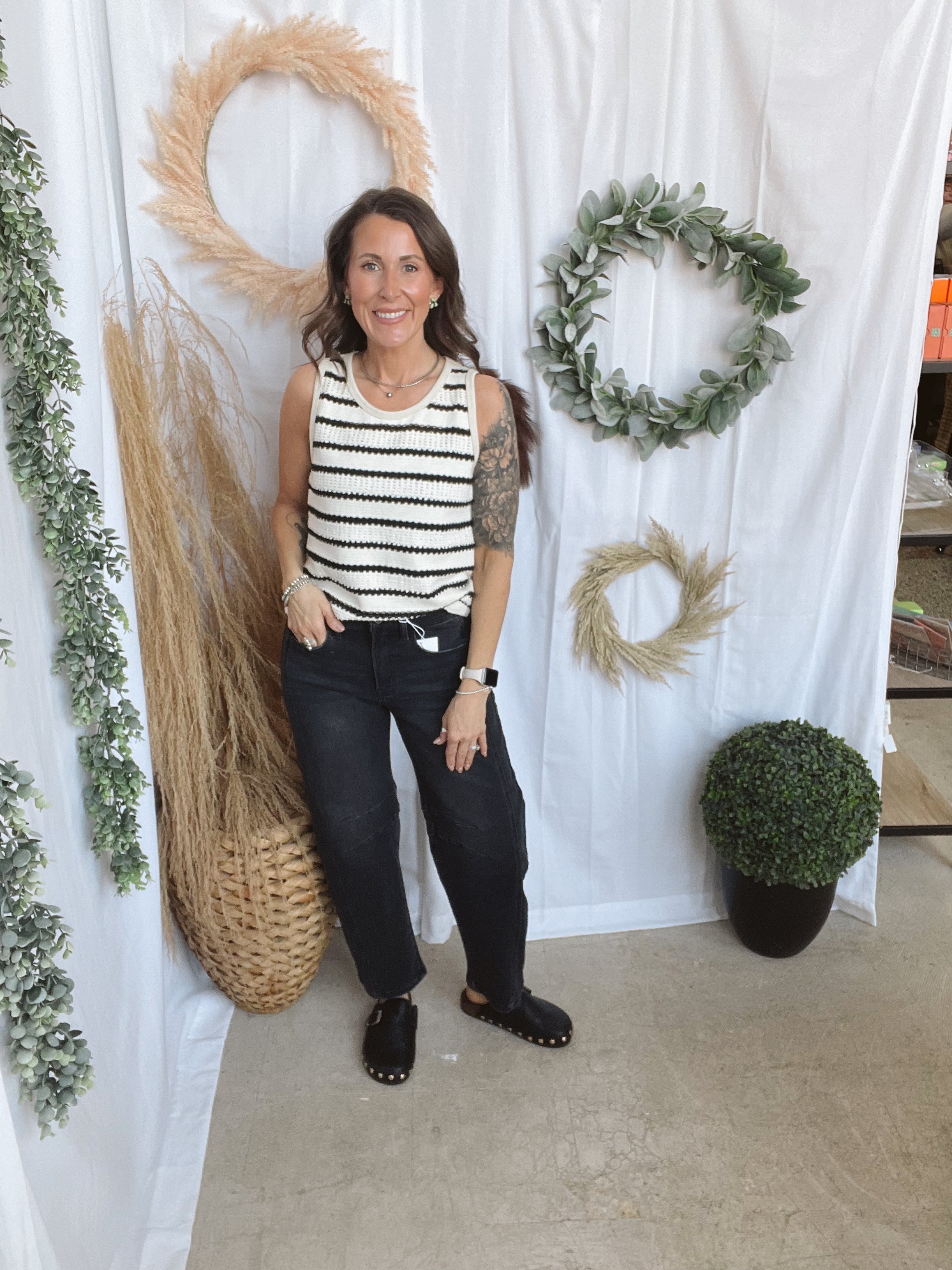 Flying Monkey Relief Black Jeans-Final Sale-Jeans-flying monkey-The Silo Boutique, Women's Fashion Boutique Located in Warren and Grand Forks North Dakota