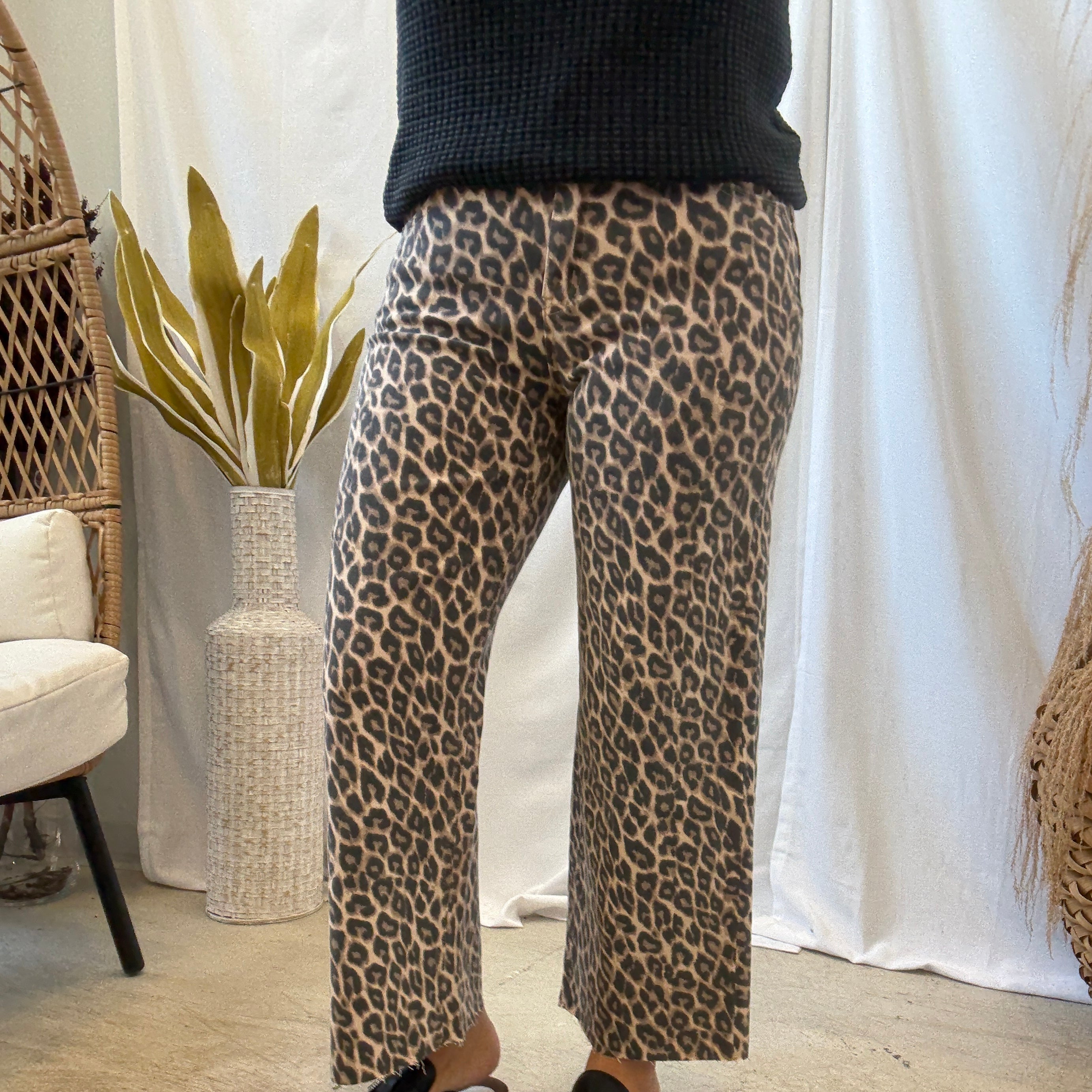 Vervet Animal Print Leopard Jeans-Jeans-vervet-The Silo Boutique, Women's Fashion Boutique Located in Warren and Grand Forks North Dakota