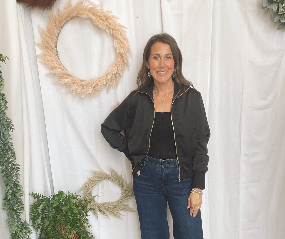 Risen Erika Wide Leg Ankle Jeans-Jeans-risen-The Silo Boutique, Women's Fashion Boutique Located in Warren and Grand Forks North Dakota