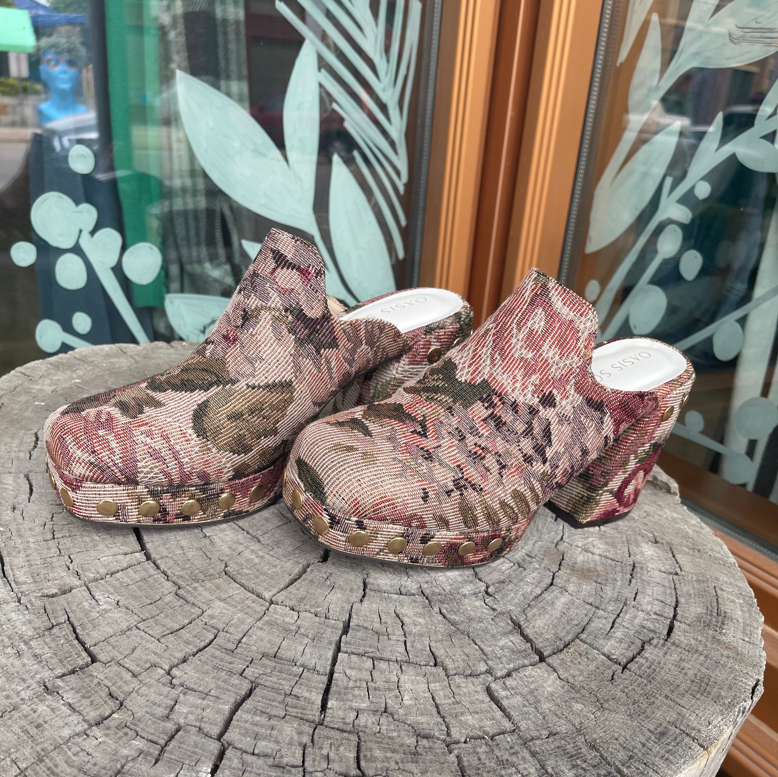 Oasis Society Sierra Tapestry Clog-Clogs-oasis society-The Silo Boutique, Women's Fashion Boutique Located in Warren and Grand Forks North Dakota