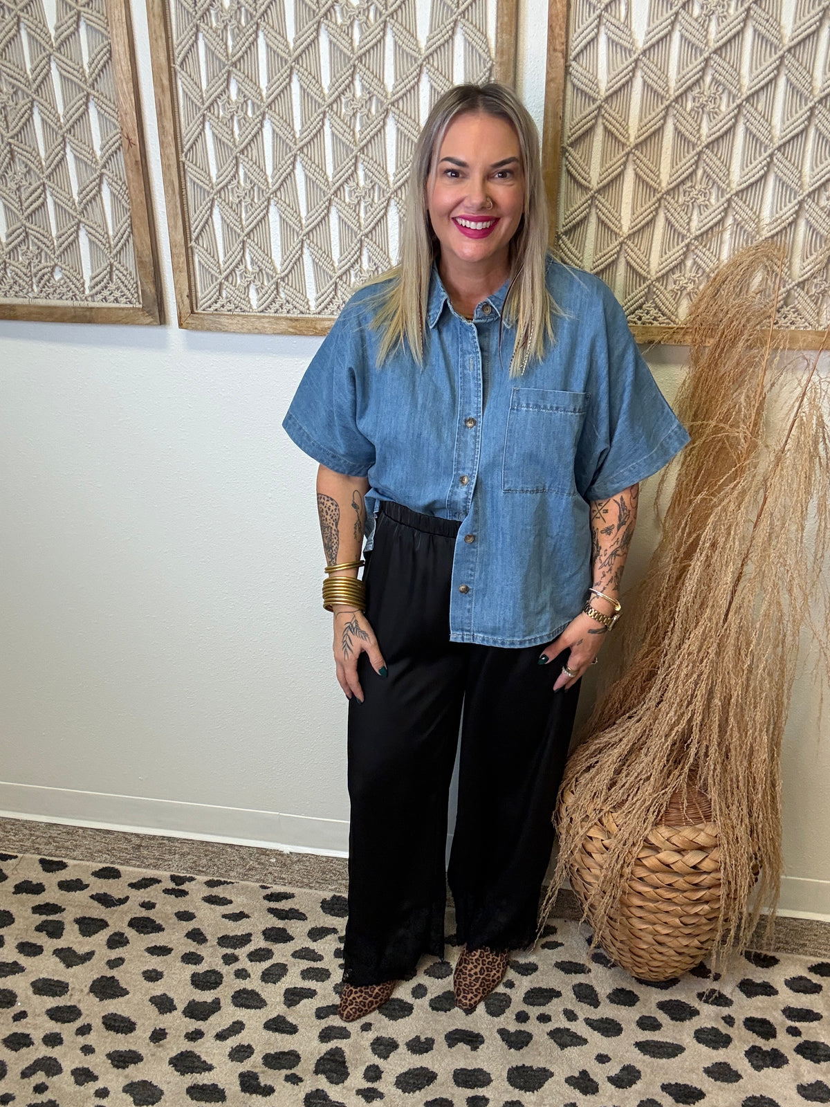 Polly Lace Trim Pants-Black-Pants-baevely-The Silo Boutique, Women's Fashion Boutique Located in Warren and Grand Forks North Dakota