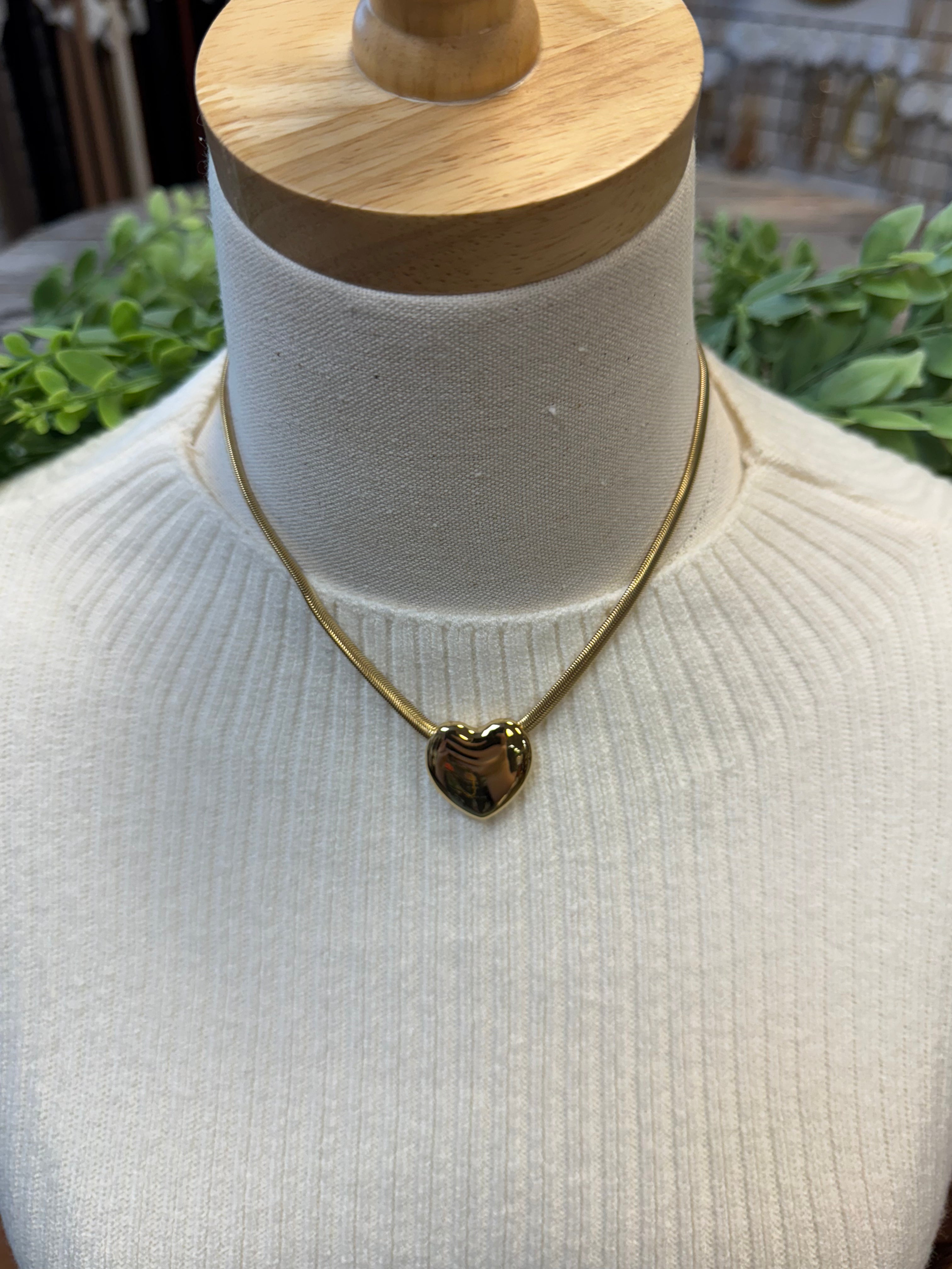 Savvy Heart Snake Necklace-Necklaces-savvy bling-The Silo Boutique, Women's Fashion Boutique Located in Warren and Grand Forks North Dakota