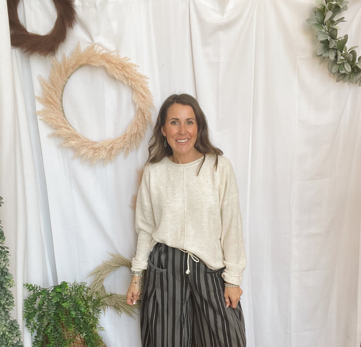 Billie Center Seam Sweater-Oatmeal-Sweaters-blu pepper-The Silo Boutique, Women's Fashion Boutique Located in Warren and Grand Forks North Dakota