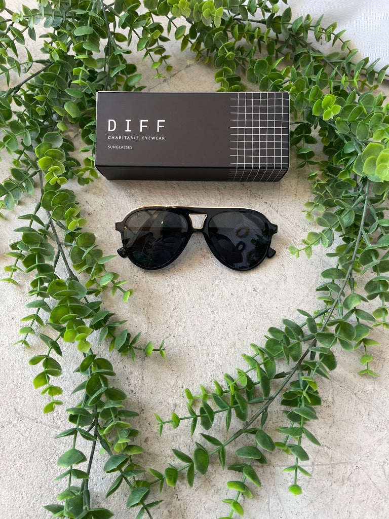 Diff Sunglasses - Tosca III Black-Sunglasses-Diff-The Silo Boutique, Women's Fashion Boutique Located in Warren and Grand Forks North Dakota
