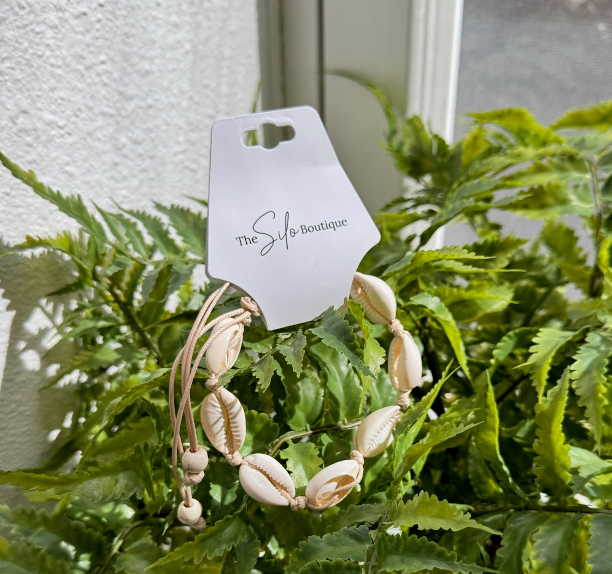 Shell Ankle Bracelet-Ankle Bracelets-Fame-The Silo Boutique, Women's Fashion Boutique Located in Warren and Grand Forks North Dakota