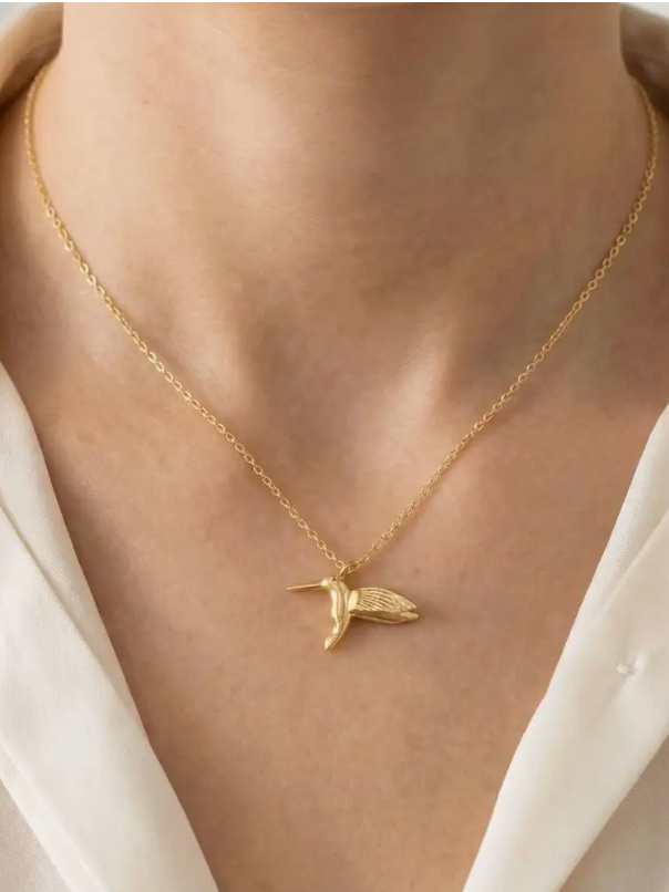 Hummingbird Necklace-Gold-Necklaces-Fame-The Silo Boutique, Women's Fashion Boutique Located in Warren and Grand Forks North Dakota