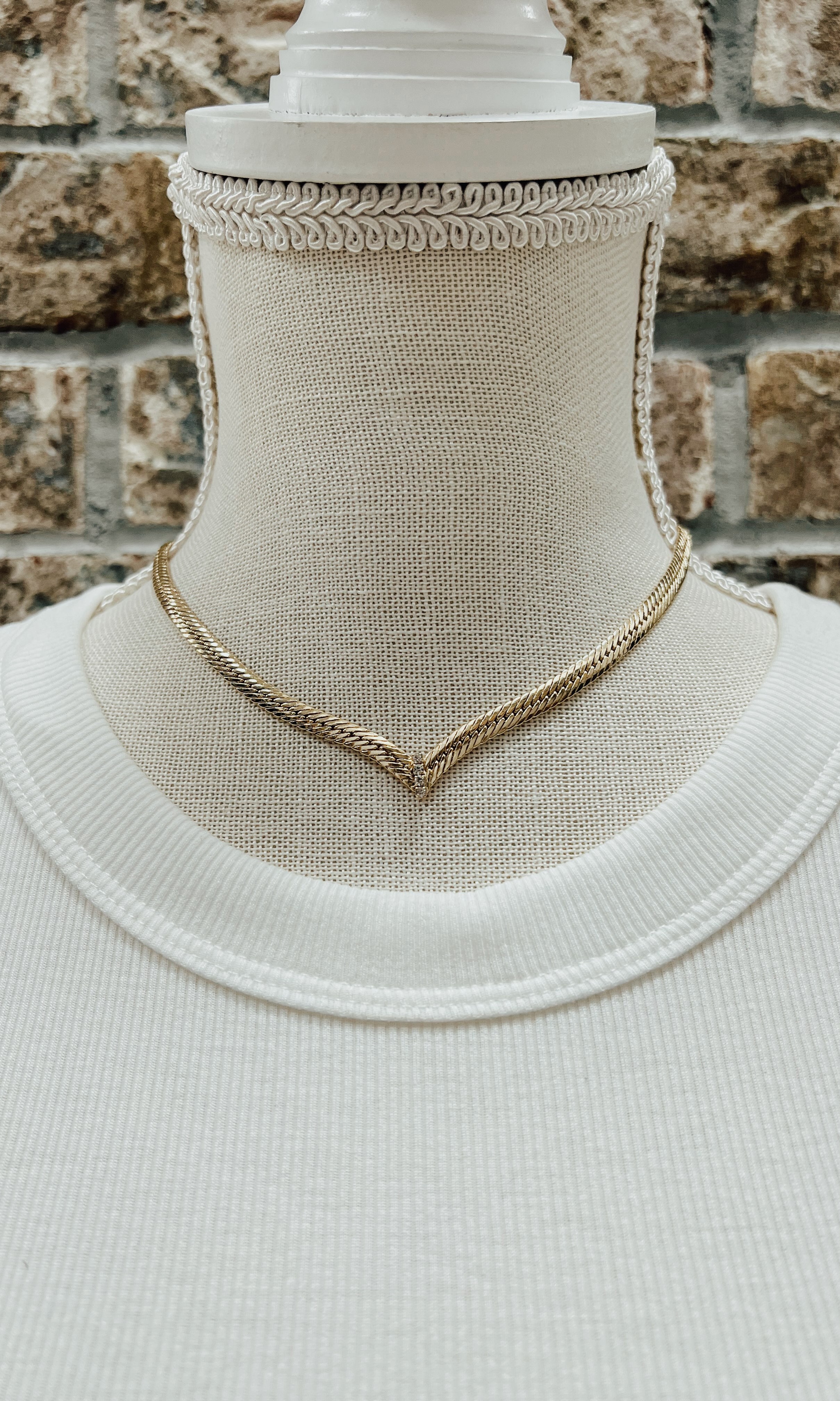 Kenze Gold Herringbone Stone Necklace-Necklaces-kennze-The Silo Boutique, Women's Fashion Boutique Located in Warren and Grand Forks North Dakota