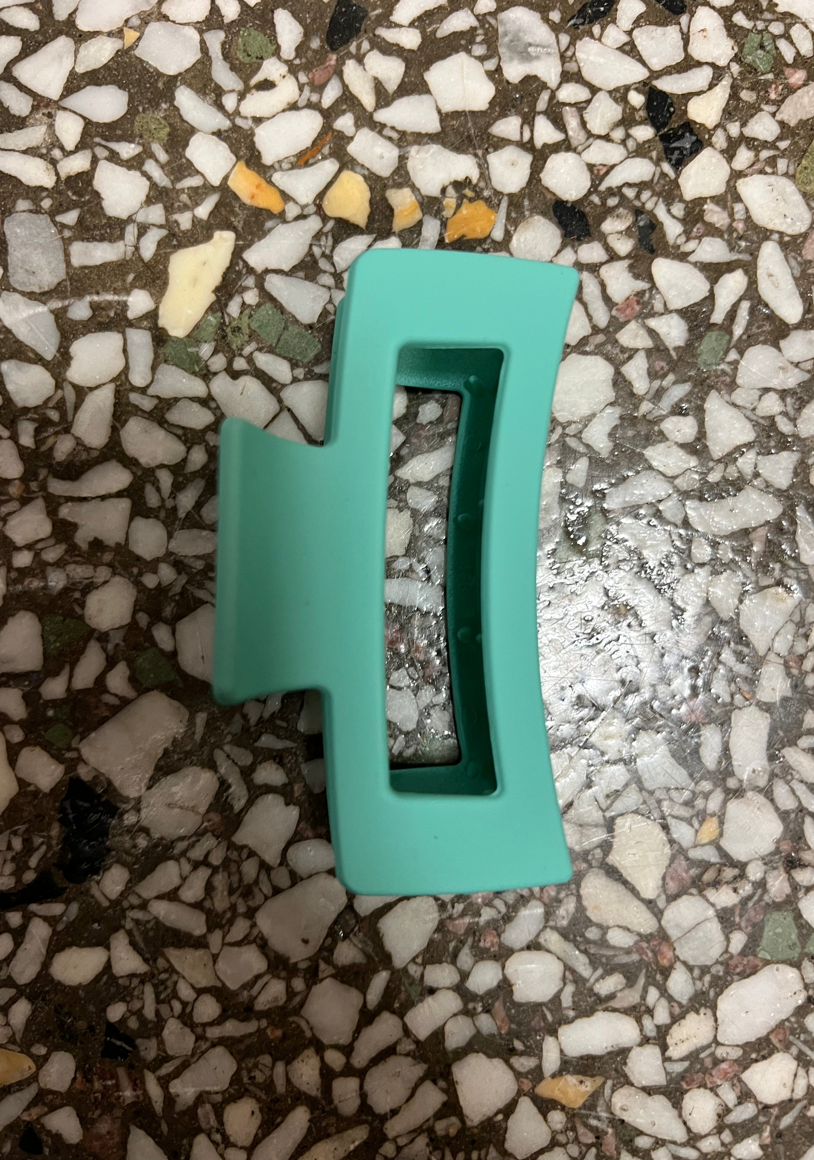 Matte Claw Hair Clip-Hair Accessories-wall to wall-The Silo Boutique, Women's Fashion Boutique Located in Warren and Grand Forks North Dakota