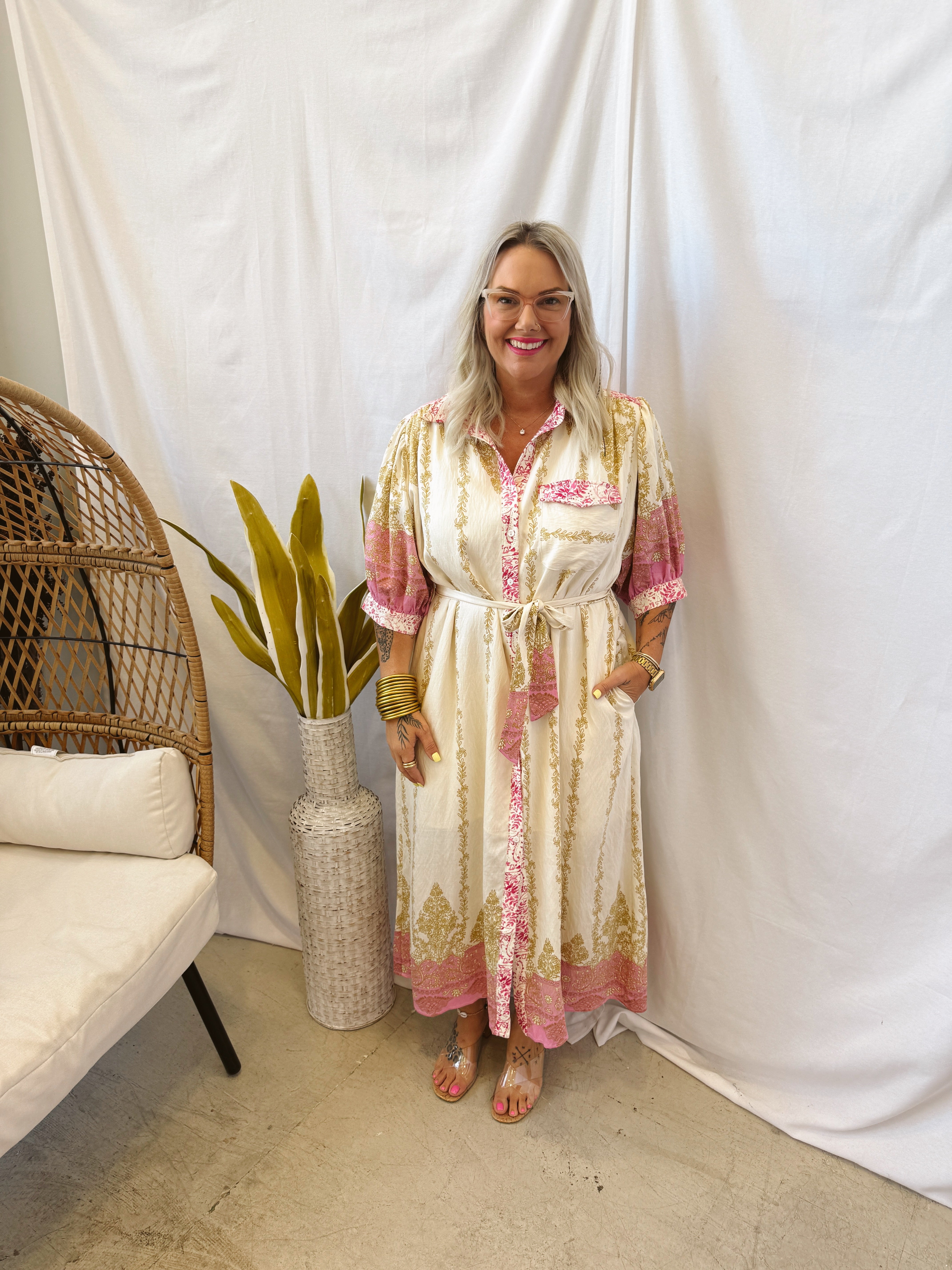 Border Pink Dress-Dresses-ENTRO-The Silo Boutique, Women's Fashion Boutique Located in Warren and Grand Forks North Dakota