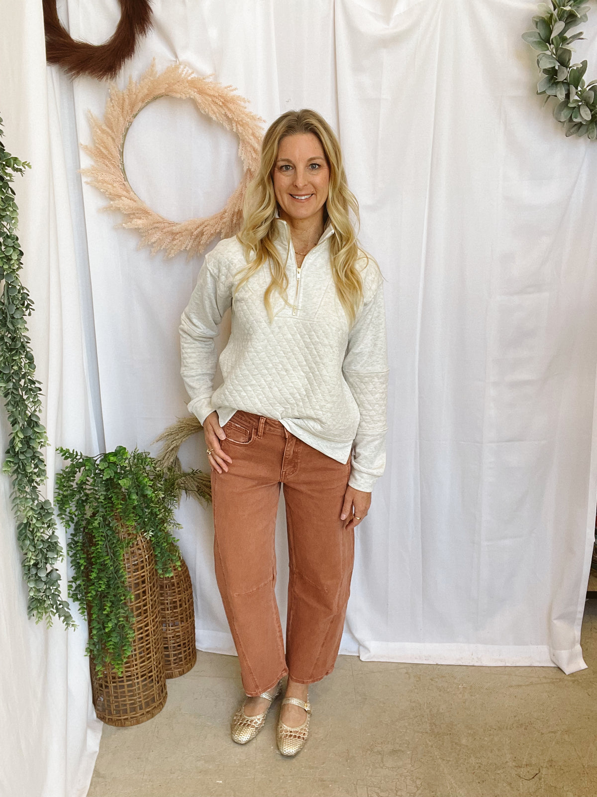 Daria Quarter Zip Quilted Sweatshirt-Vests-staccato-The Silo Boutique, Women's Fashion Boutique Located in Warren and Grand Forks North Dakota