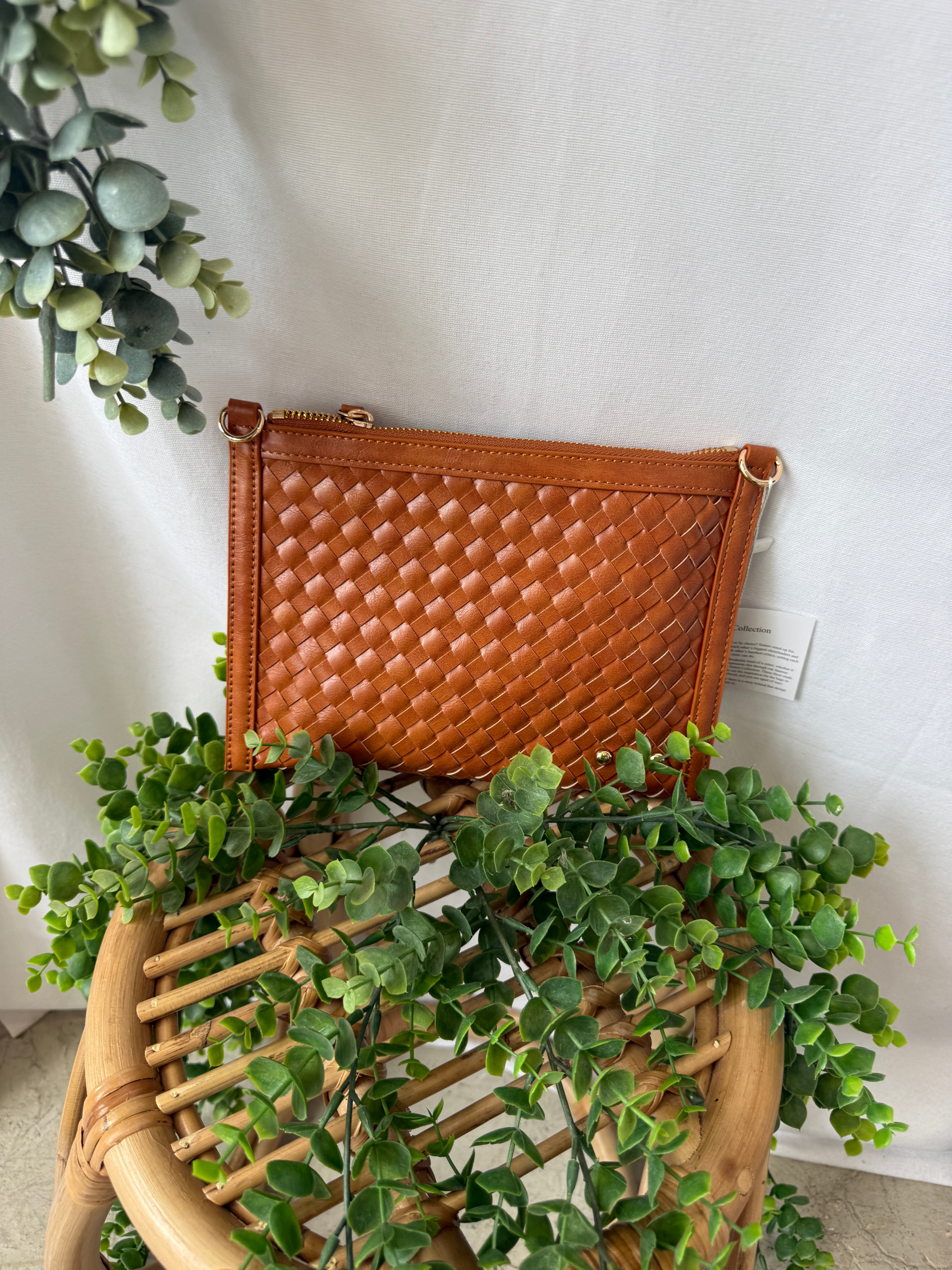 Pretty Simple Clutch Bag-Brown-The Silo Boutique-The Silo Boutique, Women's Fashion Boutique Located in Warren and Grand Forks North Dakota