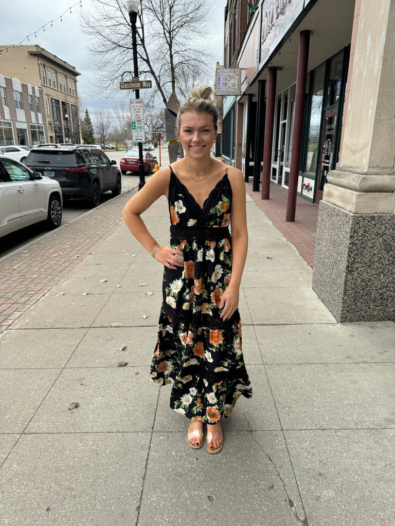 Romantic Floral Dress-Dresses-bluivy-The Silo Boutique, Women's Fashion Boutique Located in Warren and Grand Forks North Dakota
