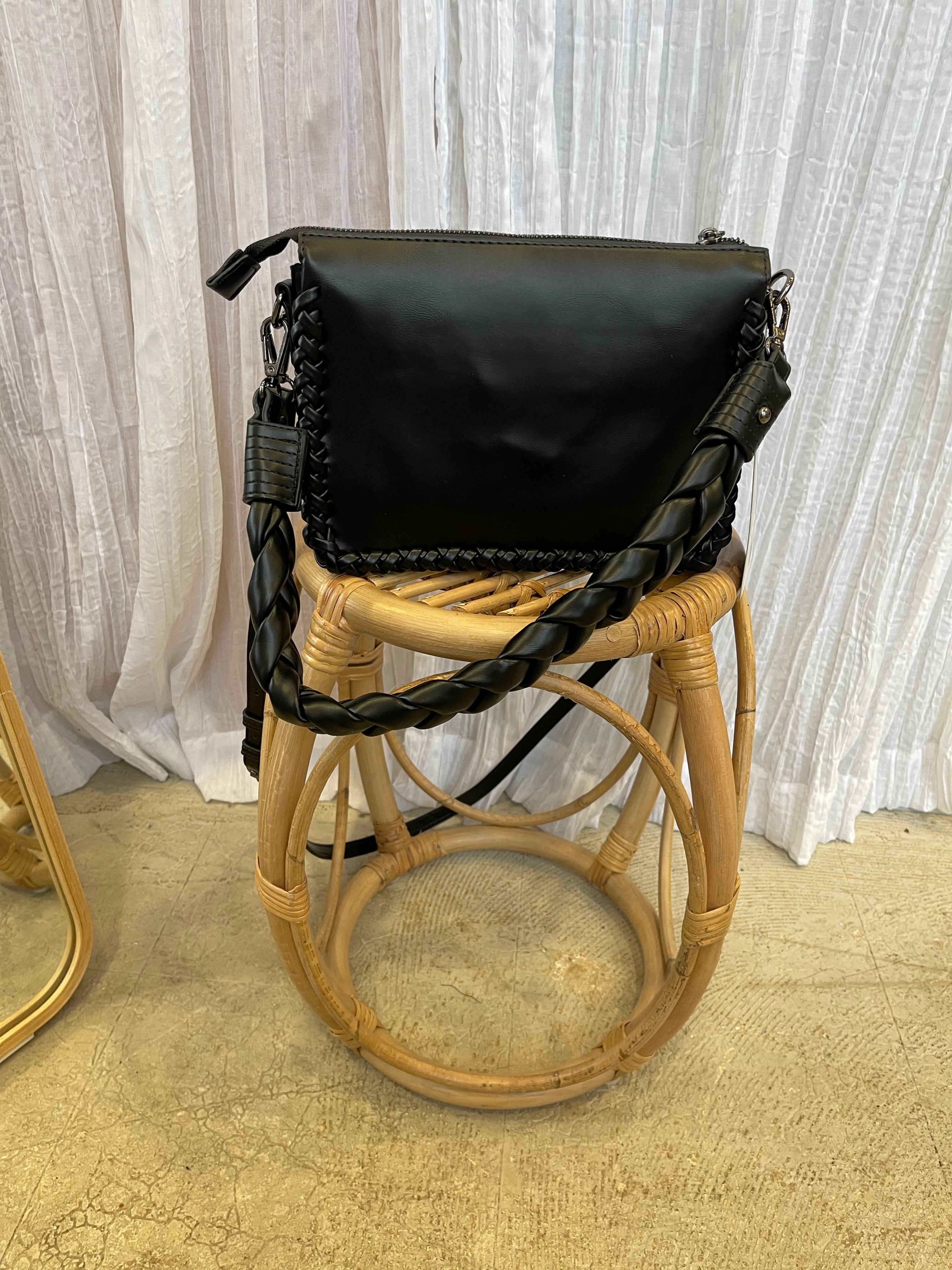 Jen and Co Judith Purse-Purses-Jen and Co-The Silo Boutique, Women's Fashion Boutique Located in Warren and Grand Forks North Dakota