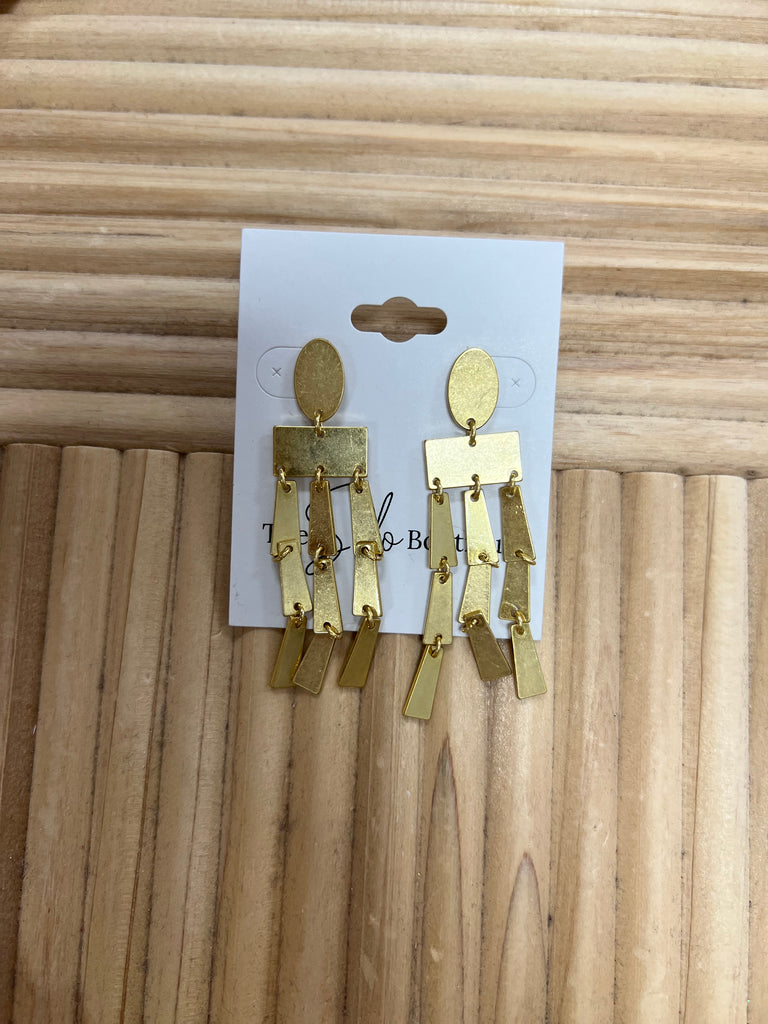 Gold Vintage Dangle Earrings-Earrings-Fame-The Silo Boutique, Women's Fashion Boutique Located in Warren and Grand Forks North Dakota