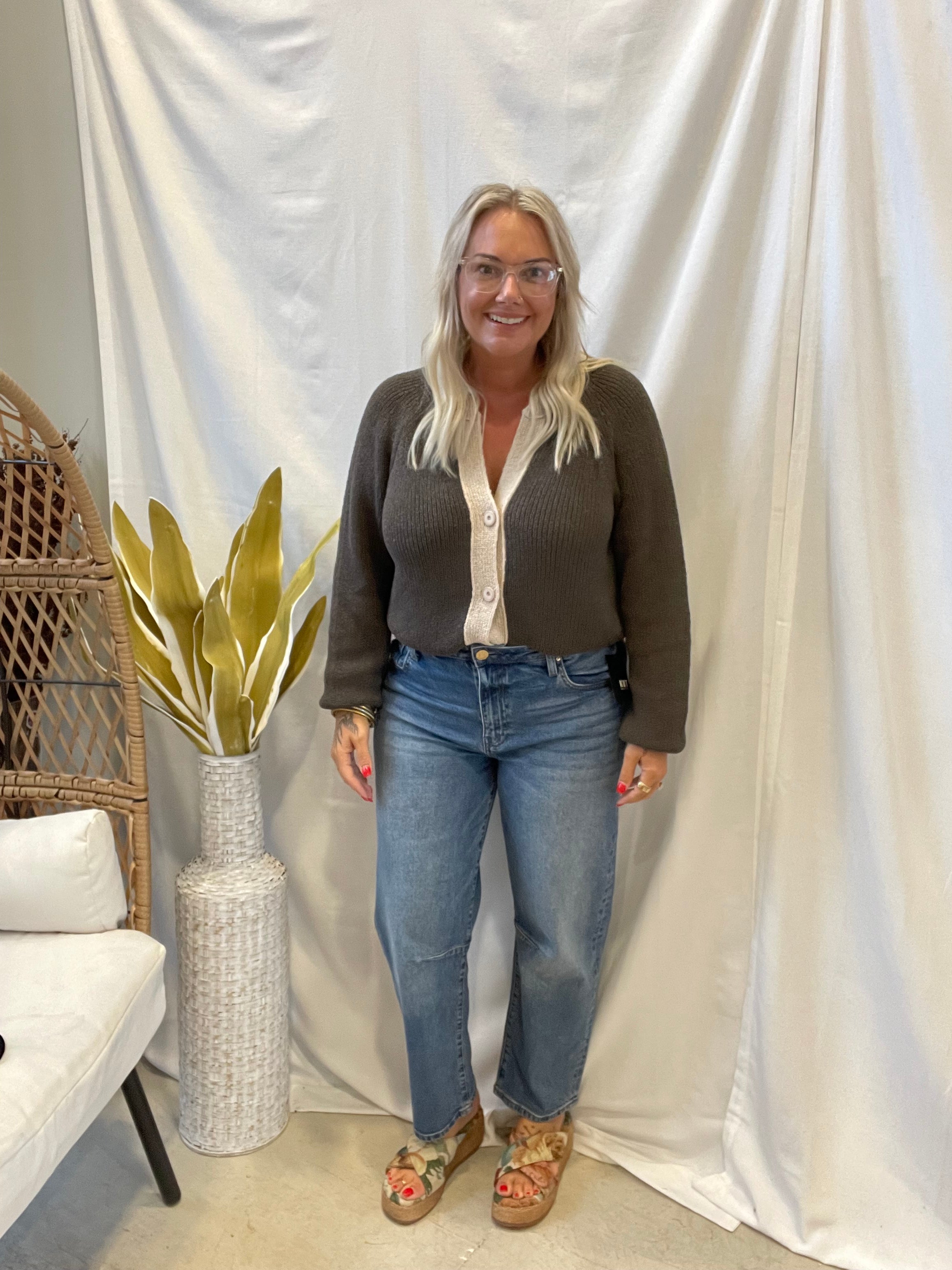 Kut Ashley High Rise Barrel Leg Jeans-Final Sale-Jeans-Kut-The Silo Boutique, Women's Fashion Boutique Located in Warren and Grand Forks North Dakota