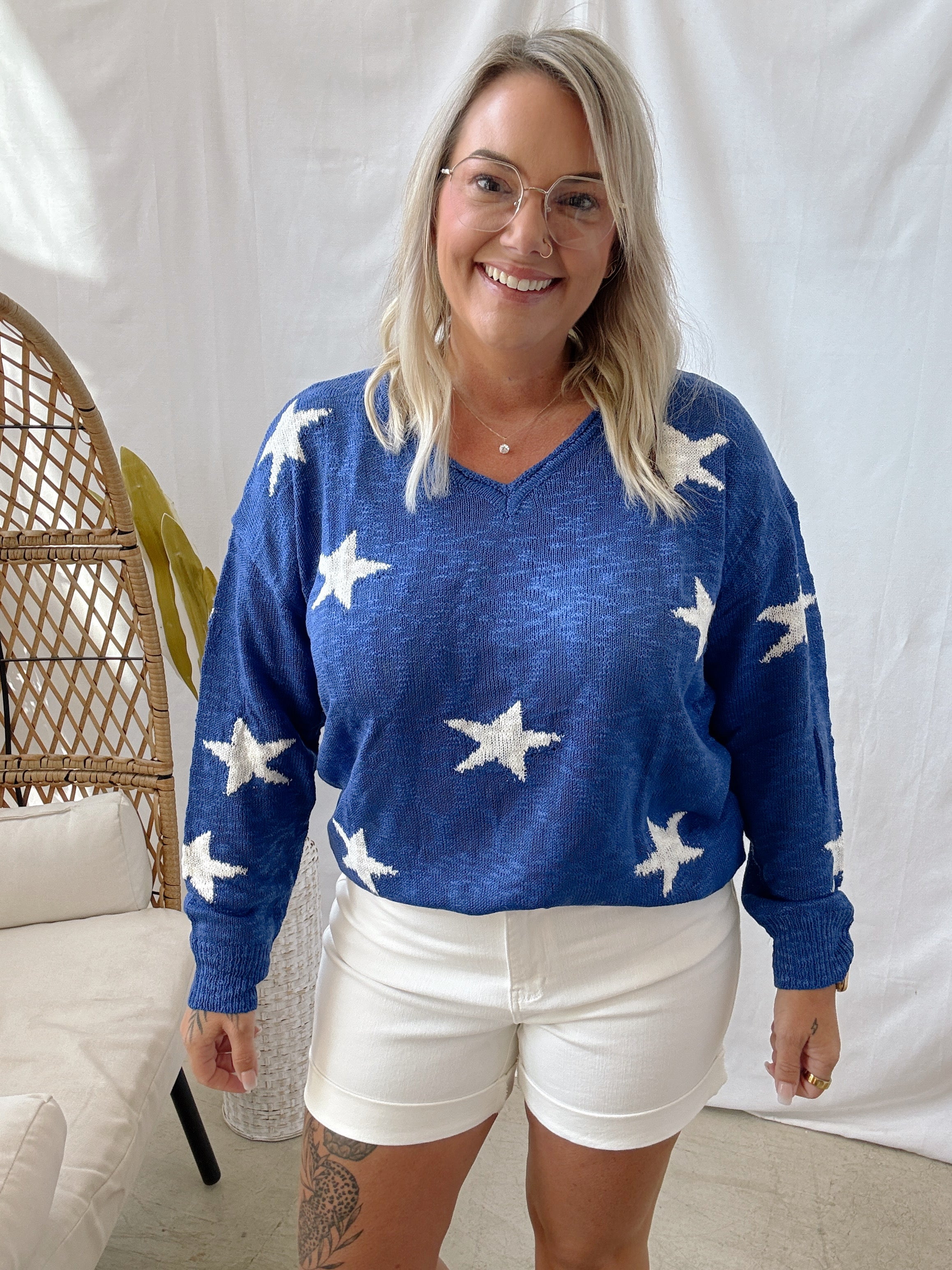 Royal and White Star Sweater-FINAL SALE-Sweaters-timing-The Silo Boutique, Women's Fashion Boutique Located in Warren and Grand Forks North Dakota