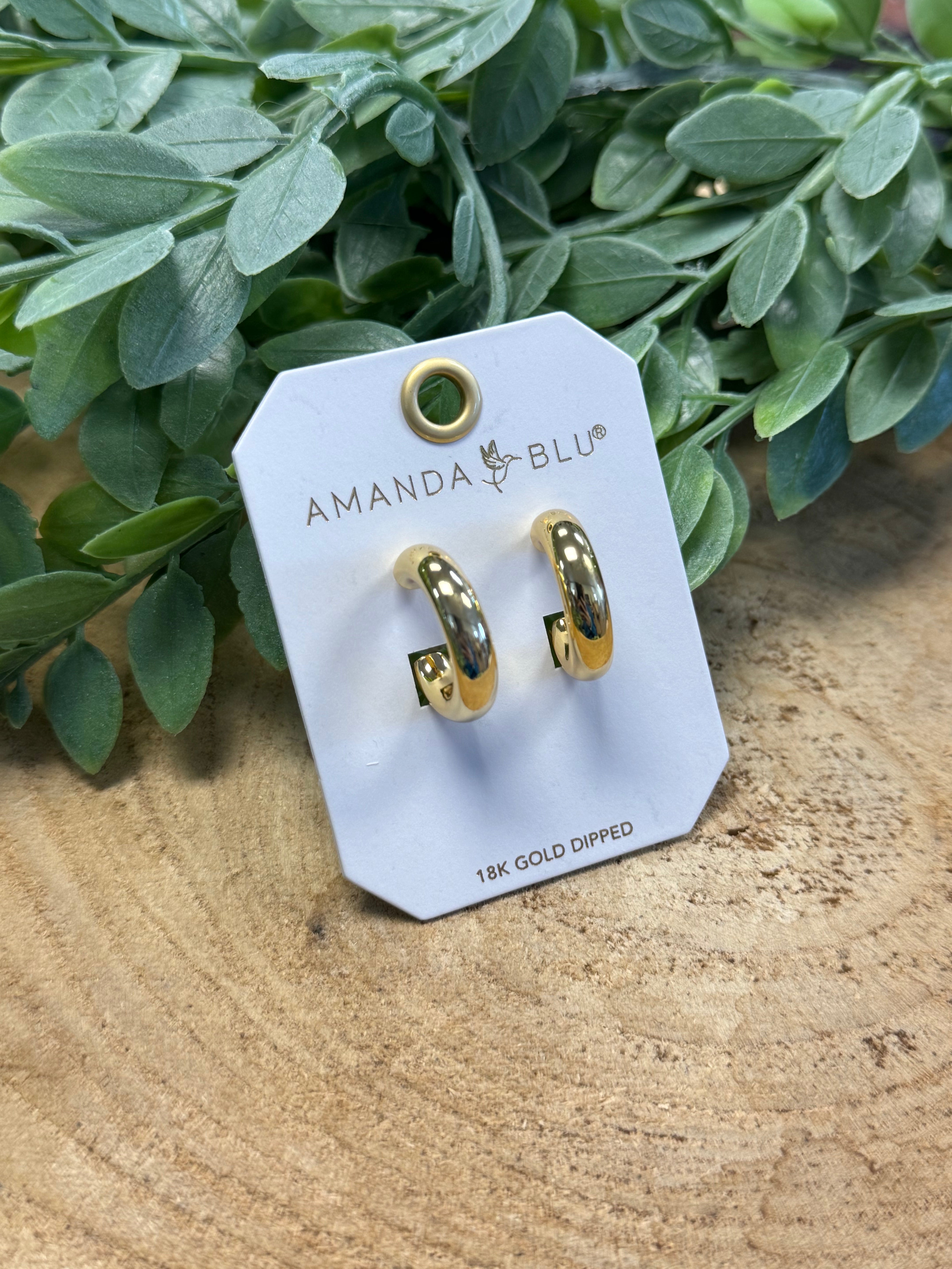 Kate Polished Huggie-Amanda Blu-The Silo Boutique, Women's Fashion Boutique Located in Warren and Grand Forks North Dakota