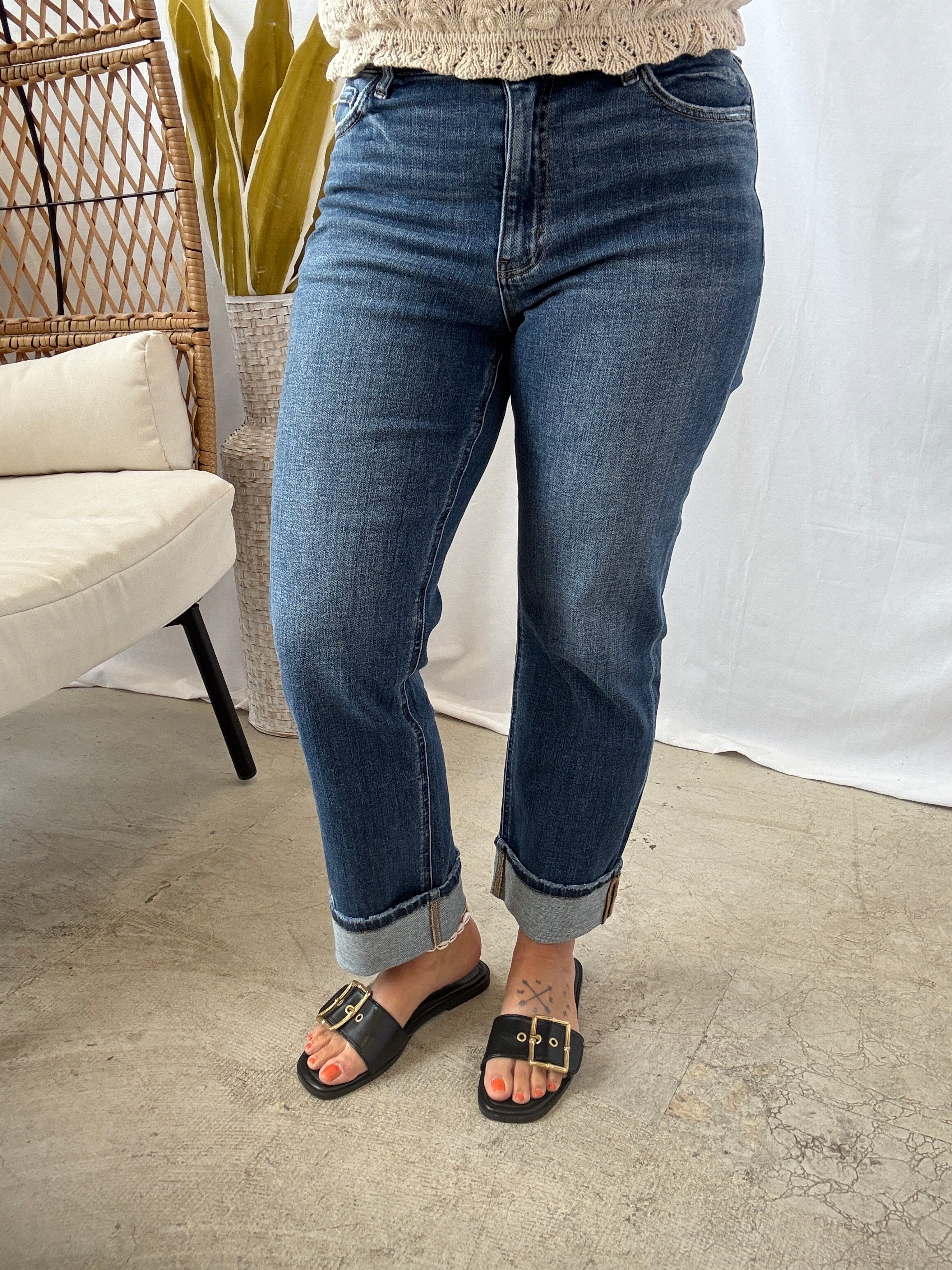 Vervet Nico Cuffed Straight Jeans-Jeans-vervet-The Silo Boutique, Women's Fashion Boutique Located in Warren and Grand Forks North Dakota