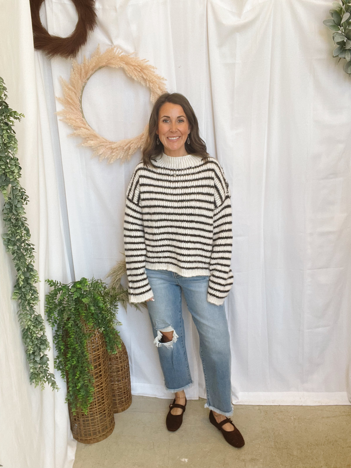 Risen Laurie Barrel Jeans-Jeans-risen-The Silo Boutique, Women's Fashion Boutique Located in Warren and Grand Forks North Dakota