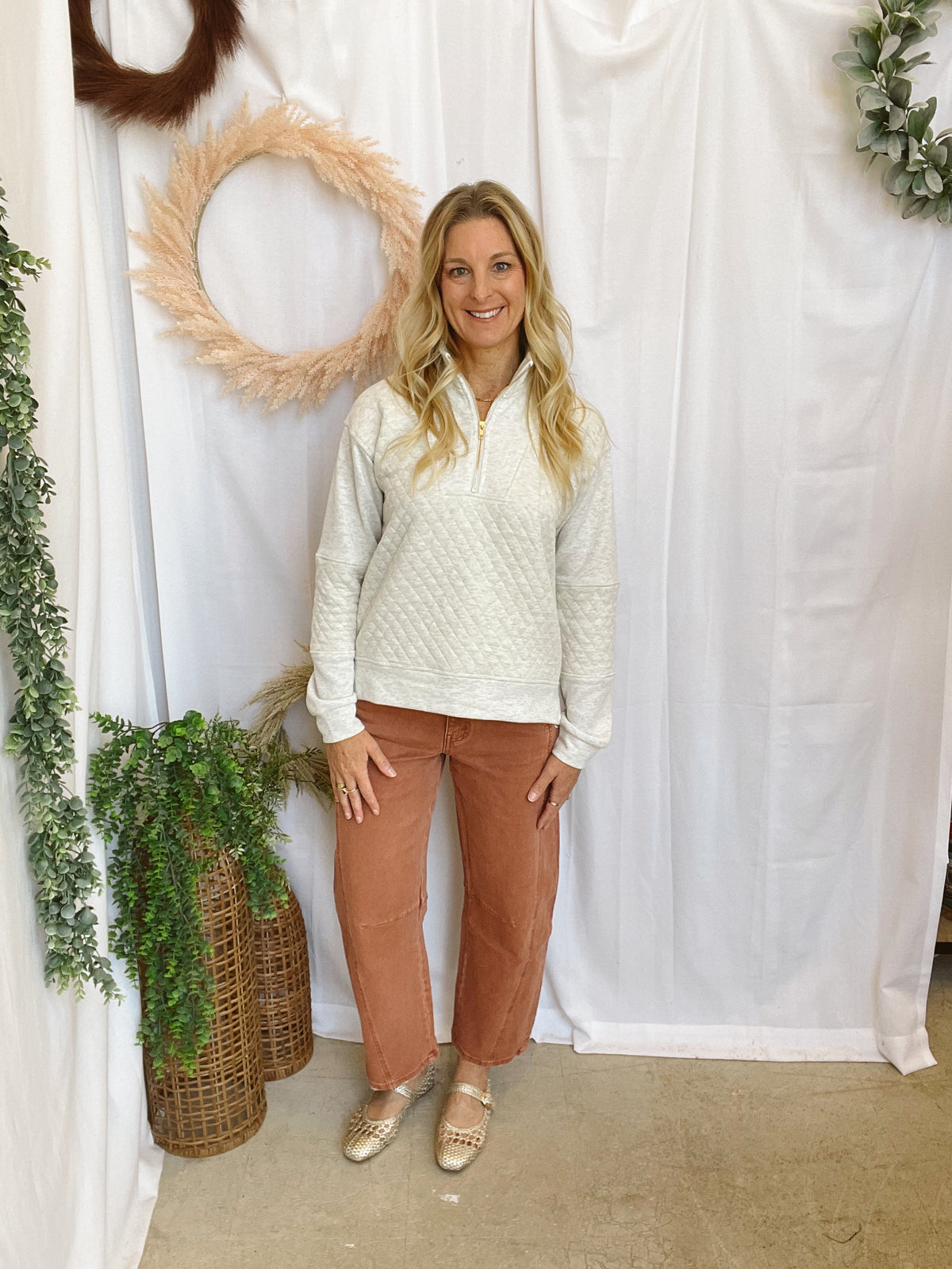 Daria Quarter Zip Quilted Sweatshirt-Vests-staccato-The Silo Boutique, Women's Fashion Boutique Located in Warren and Grand Forks North Dakota