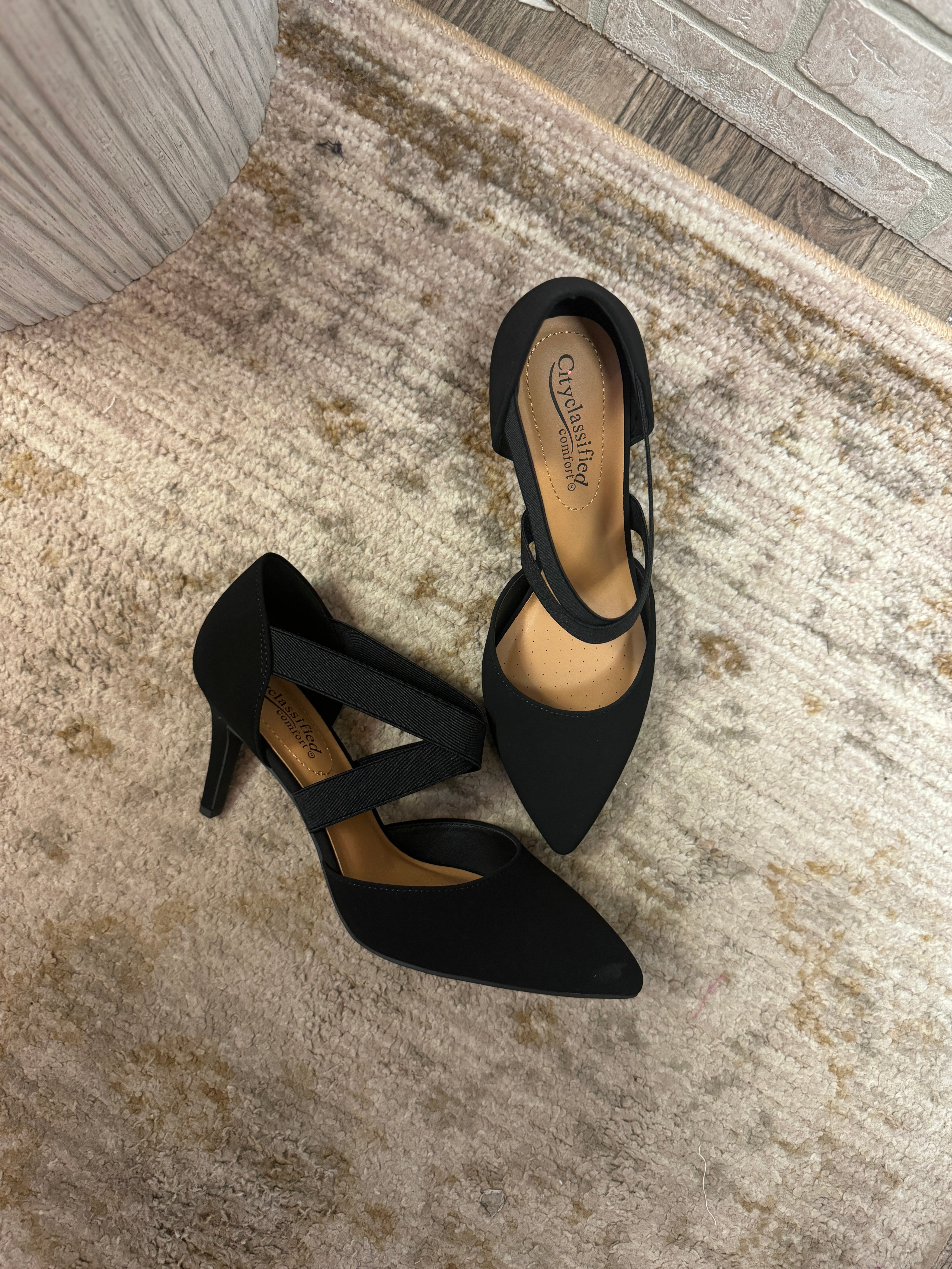 Soda Neal Black Heel Shoe-Final Sale-Final Sale-Heels-soda-The Silo Boutique, Women's Fashion Boutique Located in Warren and Grand Forks North Dakota