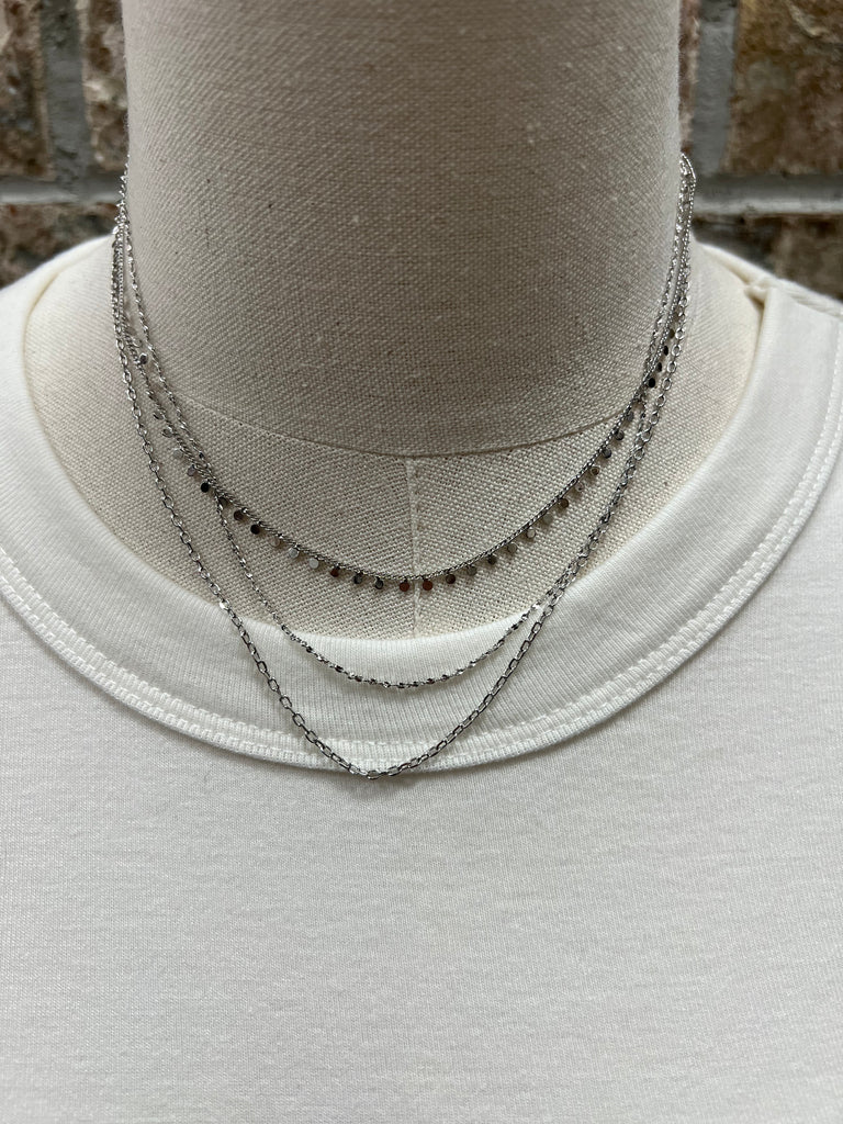 Fame 3 Chain Linked Necklace-Necklaces-Fame-The Silo Boutique, Women's Fashion Boutique Located in Warren and Grand Forks North Dakota