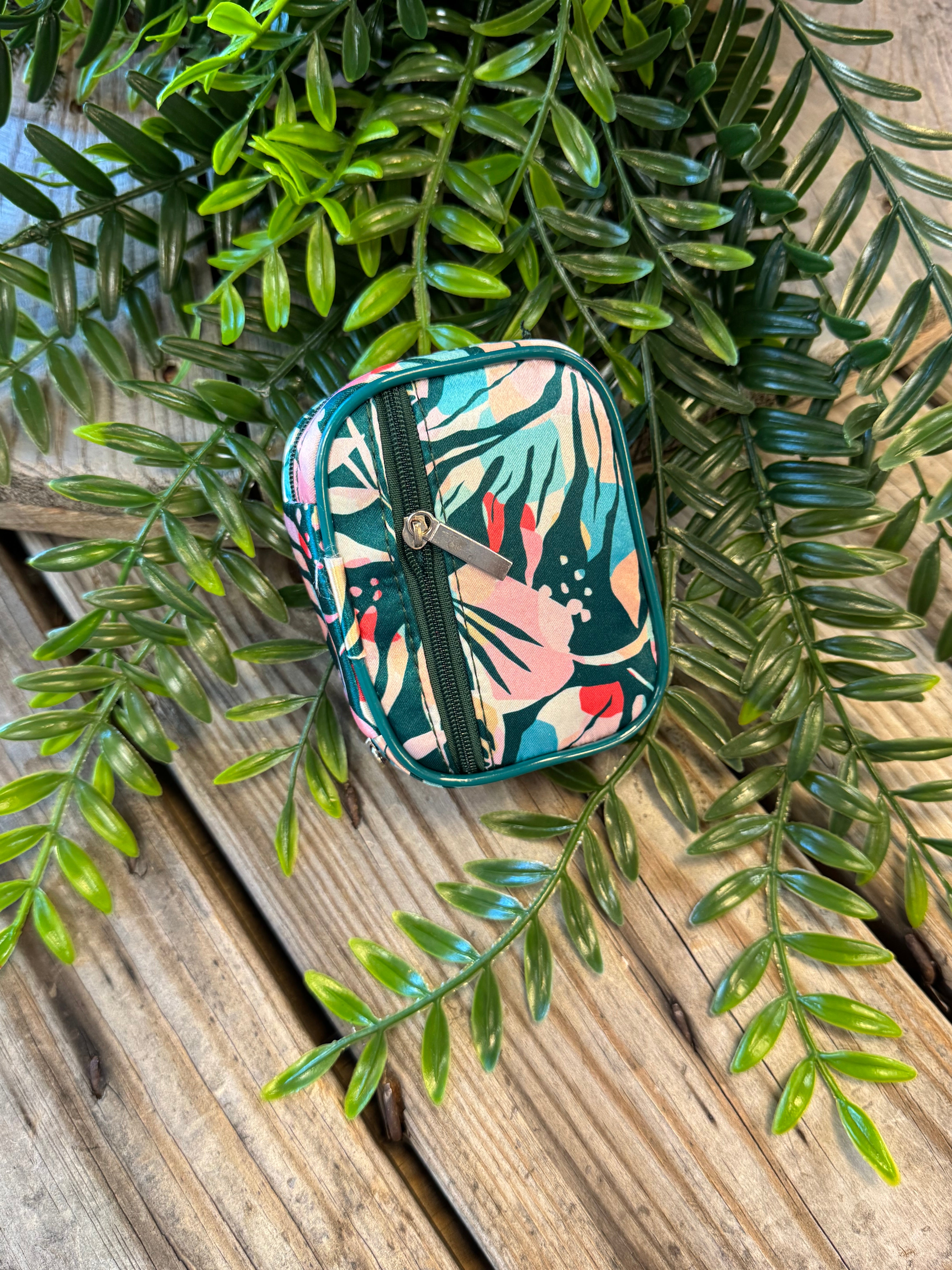 Zippered Pill & Vitamin Case-lip balm-dm-The Silo Boutique, Women's Fashion Boutique Located in Warren and Grand Forks North Dakota