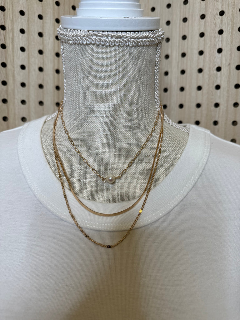 Pearl Trio Chain Necklace-Necklaces-Fame-The Silo Boutique, Women's Fashion Boutique Located in Warren and Grand Forks North Dakota