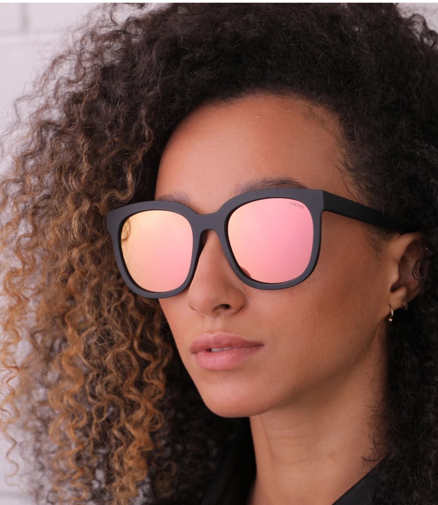 Freyrs Taylor Black/Pink Sunglasses-Sunglasses-freyers-The Silo Boutique, Women's Fashion Boutique Located in Warren and Grand Forks North Dakota