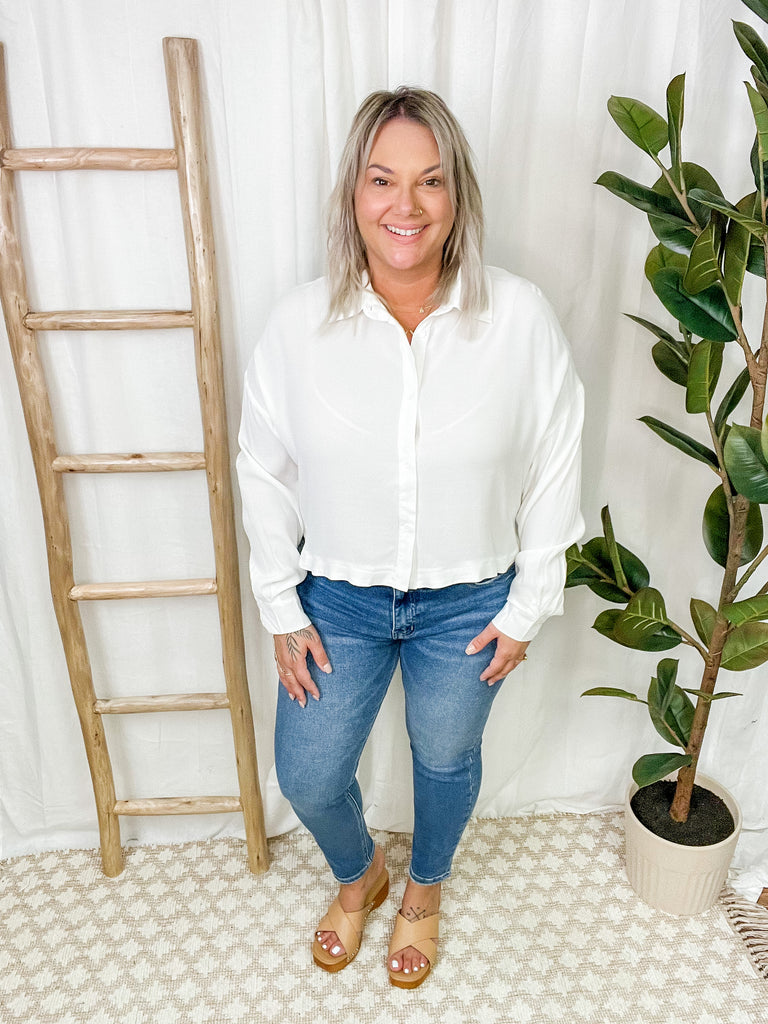 The Easy White Button Down Top-Long Sleeves-mittoshop-The Silo Boutique, Women's Fashion Boutique Located in Warren and Grand Forks North Dakota