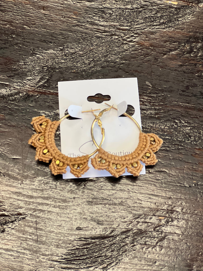 Panache Threaded Earrings-Earrings-panaache-The Silo Boutique, Women's Fashion Boutique Located in Warren and Grand Forks North Dakota